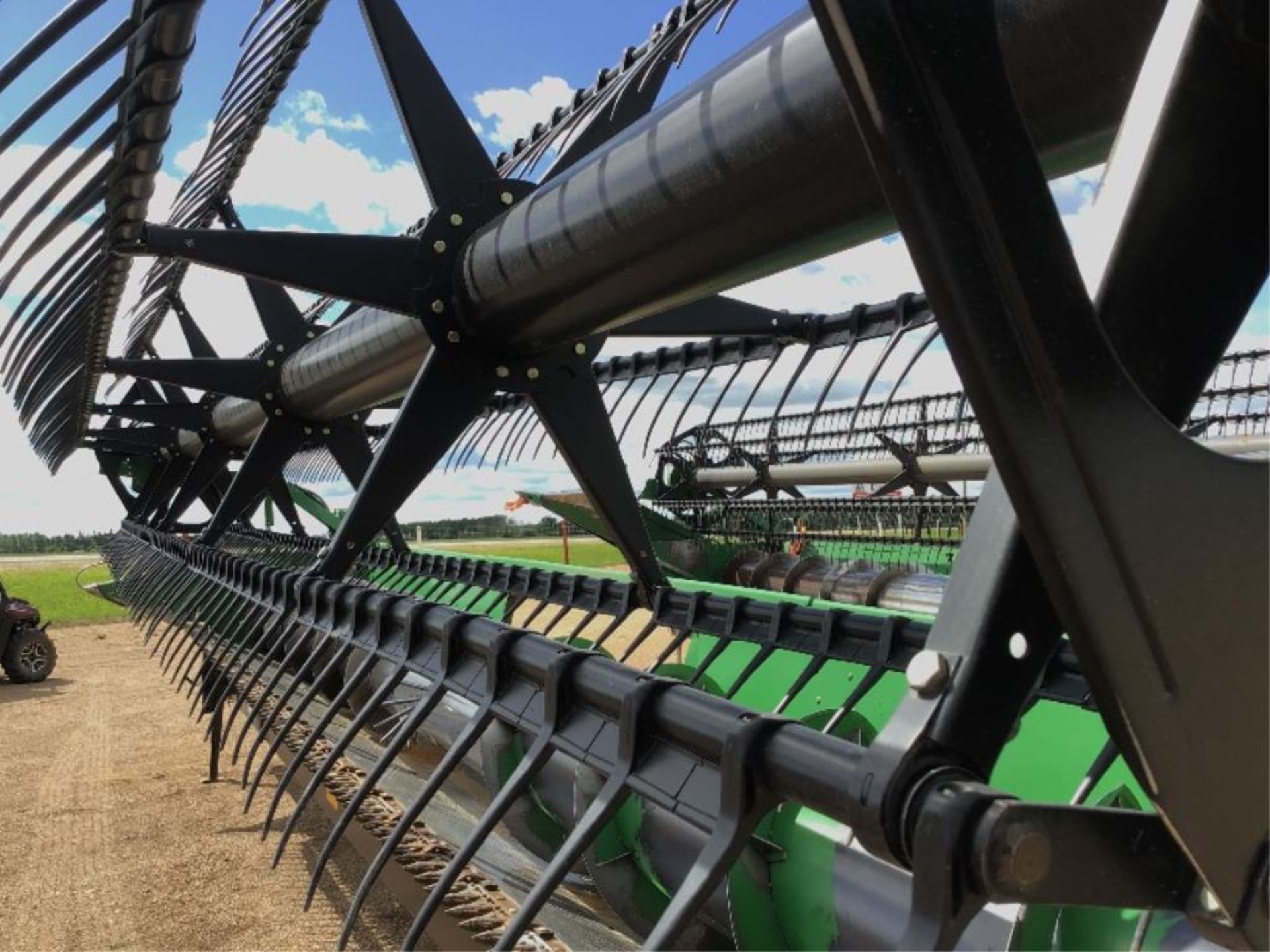 John Deere 925 Rigid Header Plastic Tines on P/U Reel. (Header Transport Sells Seperate) - Image 12 of 12