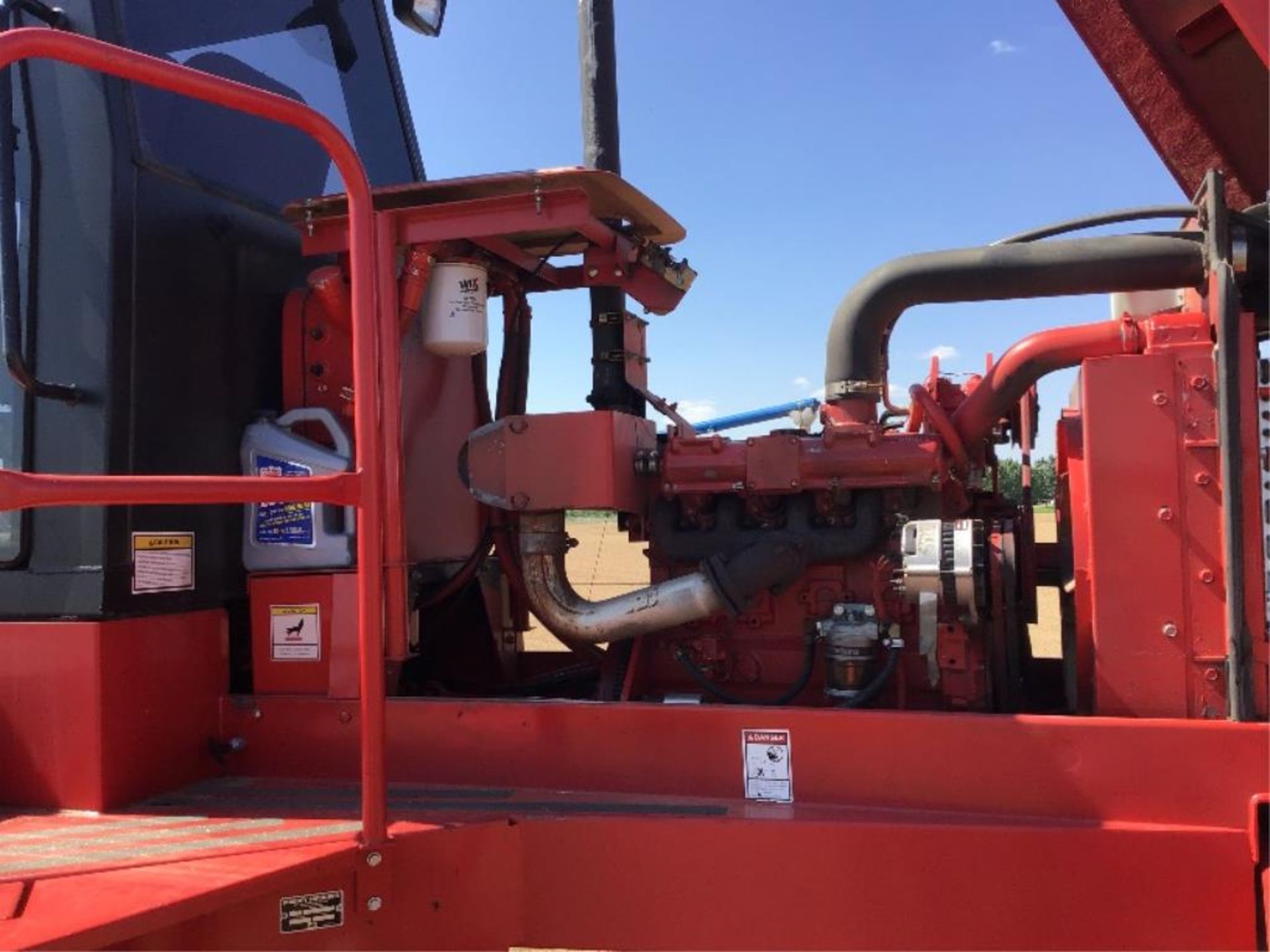 1999 Massey Ferguson 220 Series II 26Ft Swather 1754hr, VIN H220566, 21.5-16.1SL Front Tires , - Image 28 of 33