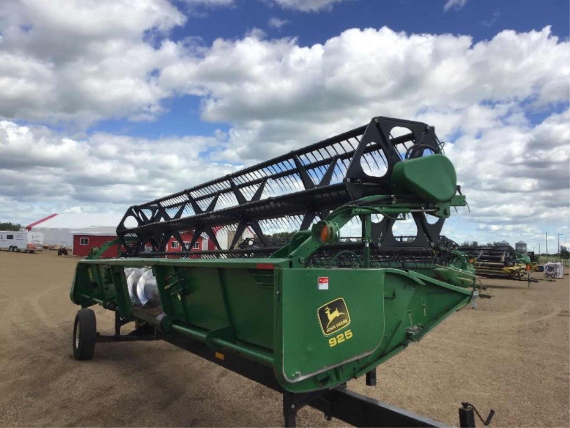 John Deere 925 Rigid Header Plastic Tines on P/U Reel. (Header Transport Sells Seperate) - Image 2 of 12