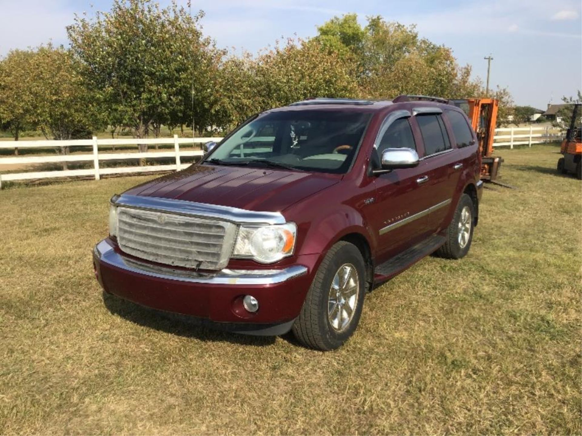 2009 Chrysler Aspen Hybrid SUV vin 1A8JW18T99F708306 Hybrid 2-Mode Hemi Eng, A/T, 243,804km, 8-pass