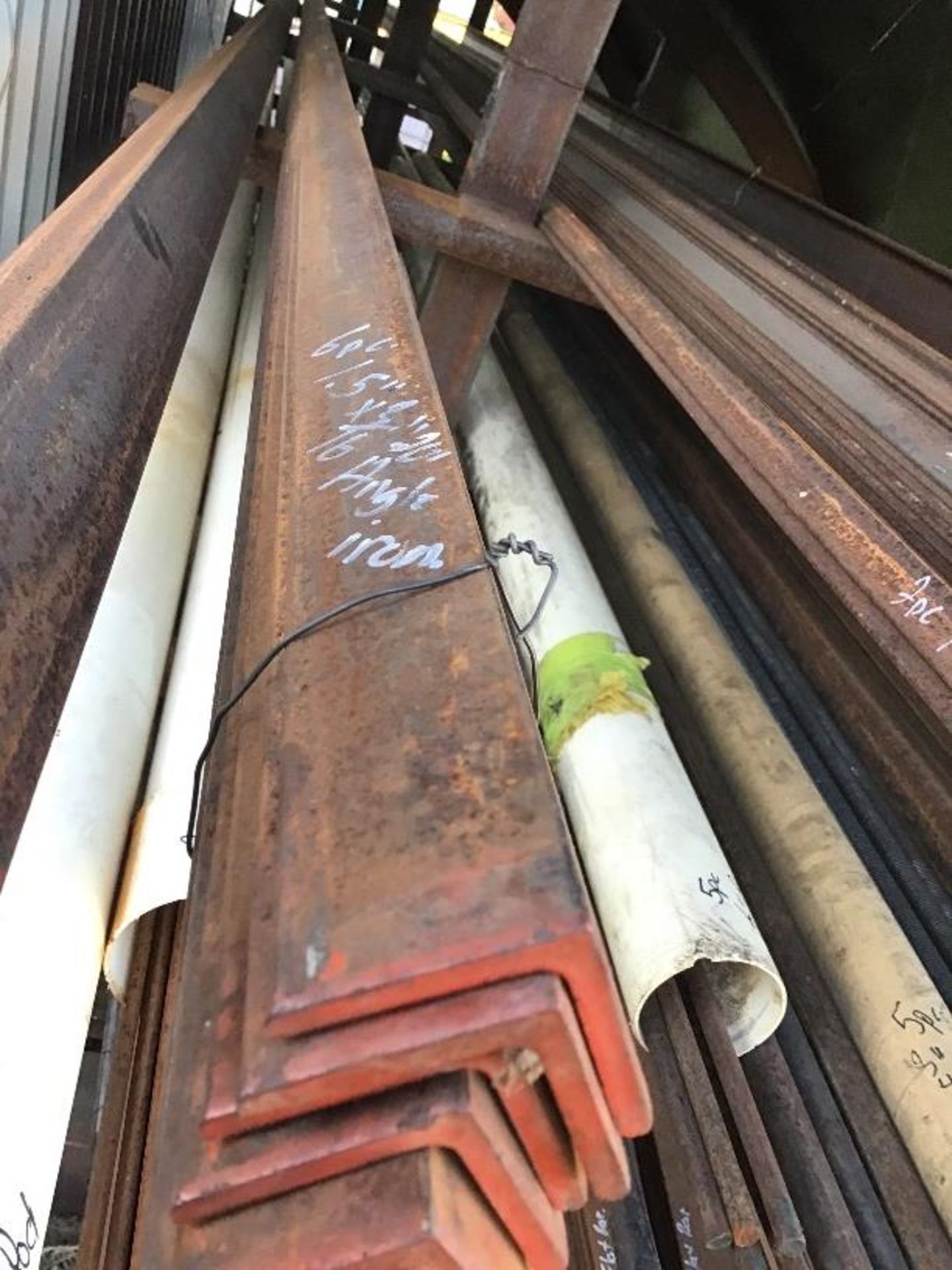Lot of (6) 1.5in x 3/16in x 20Ft Angle Iron Selling by the piece X 6.