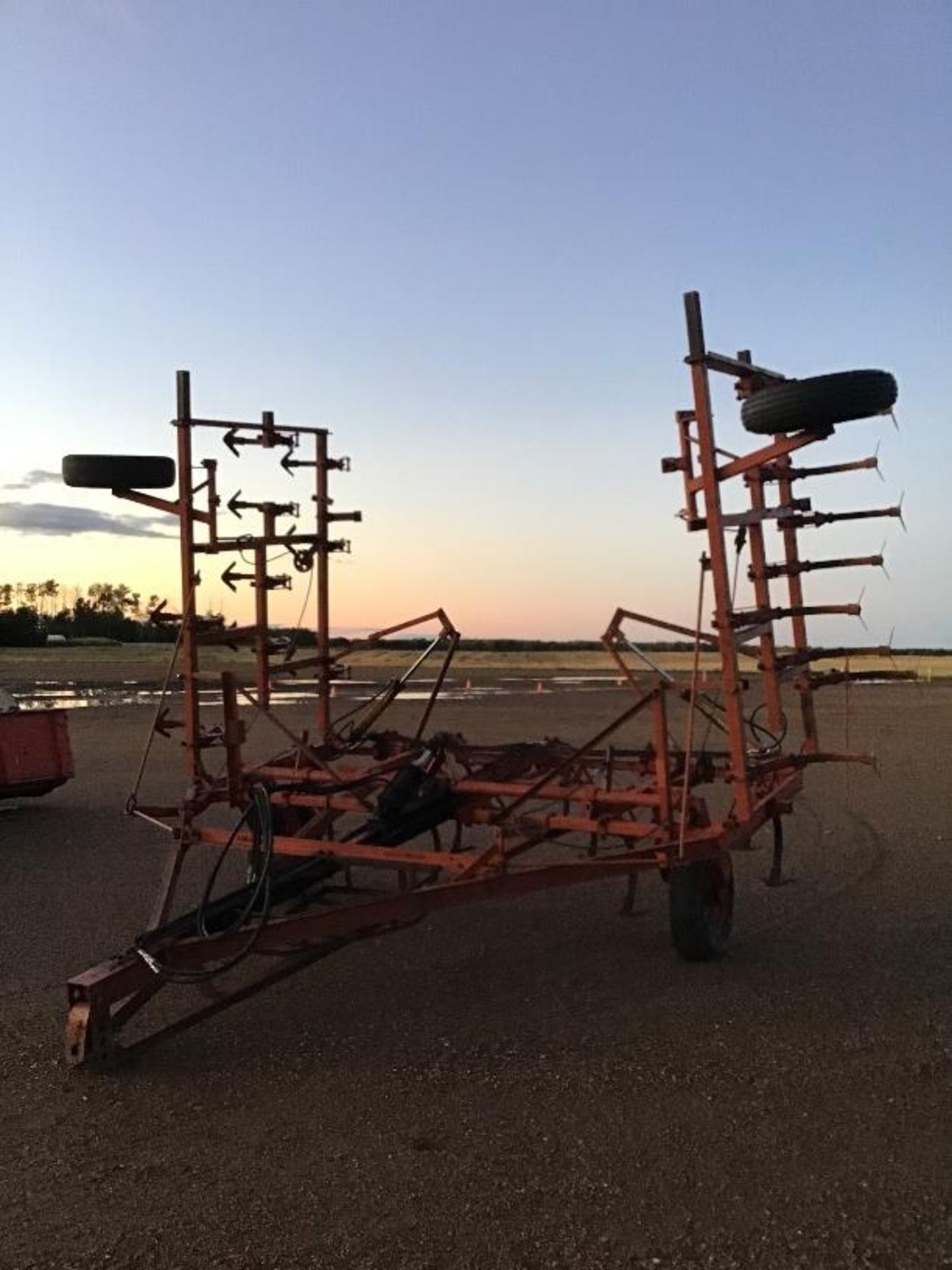 35Ft Cultivator w/Hyd Ram - Image 2 of 2