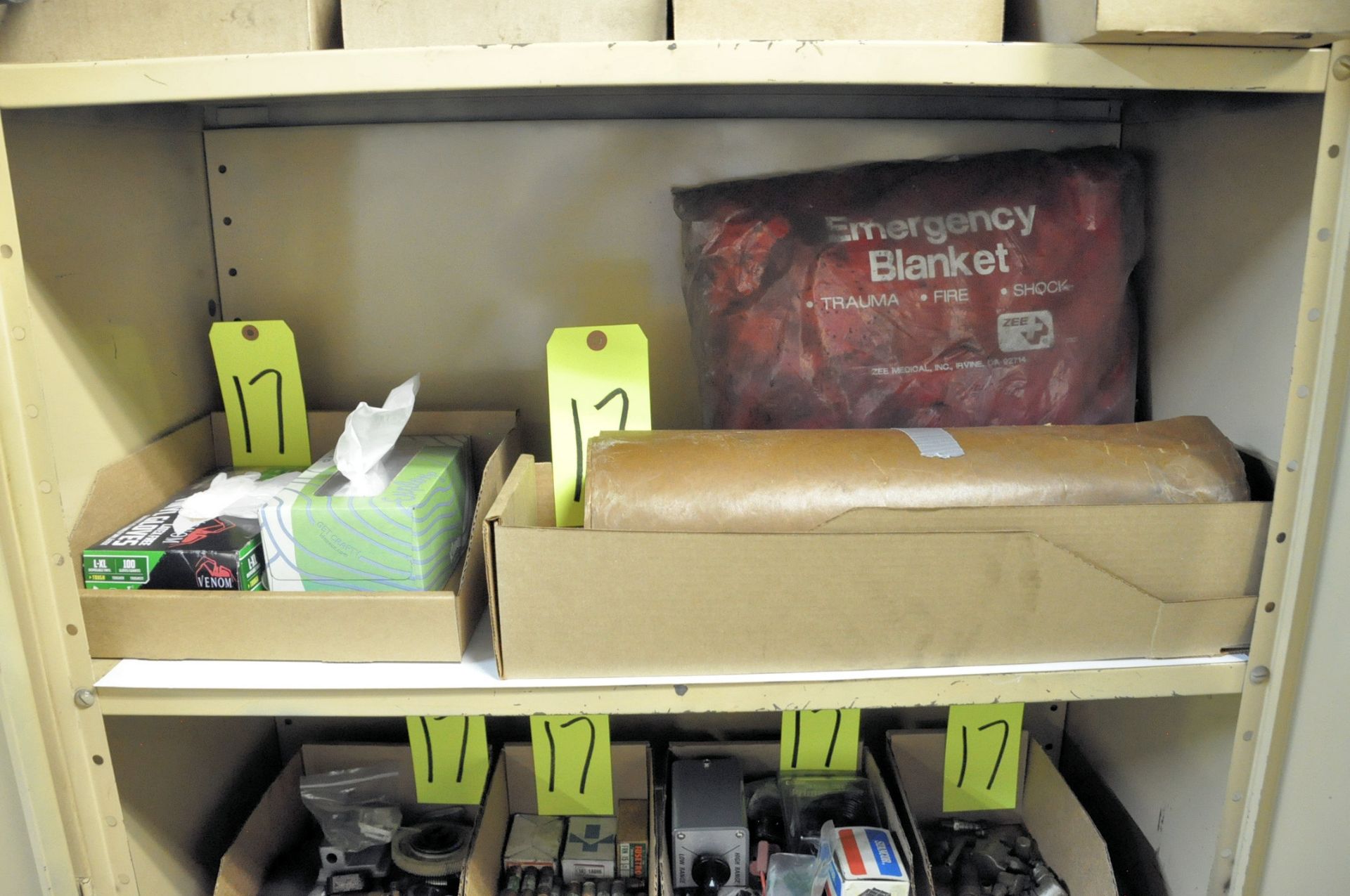 Lot-Fuses, Packing Paper, Oil Squirt Cans, Safety Gloves, Fire Blanket, Brushes, - Image 5 of 7