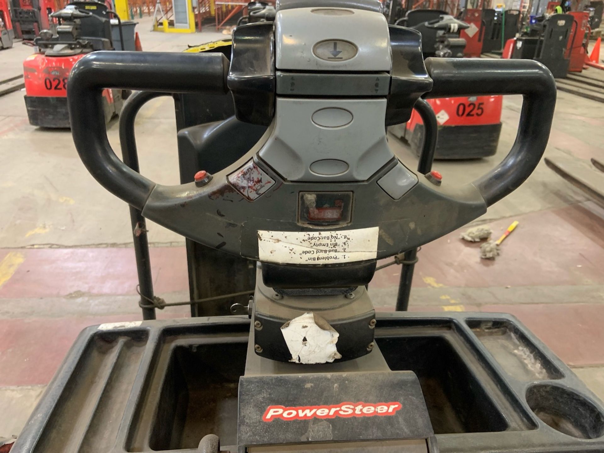 Raymond Electric Pallet Jack model: 8510 Serial: 851-17-14148 Year:2017 - Image 3 of 4