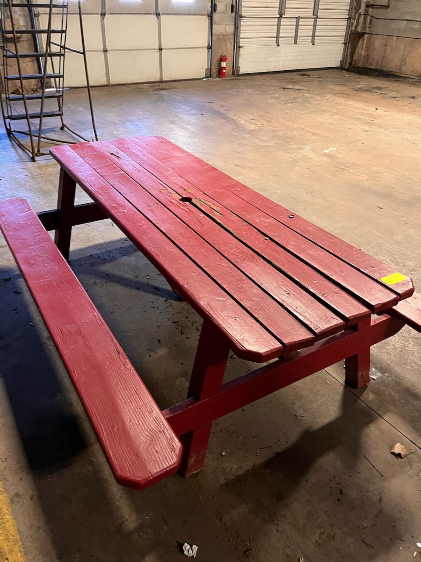 Picnic table 72" x 90"