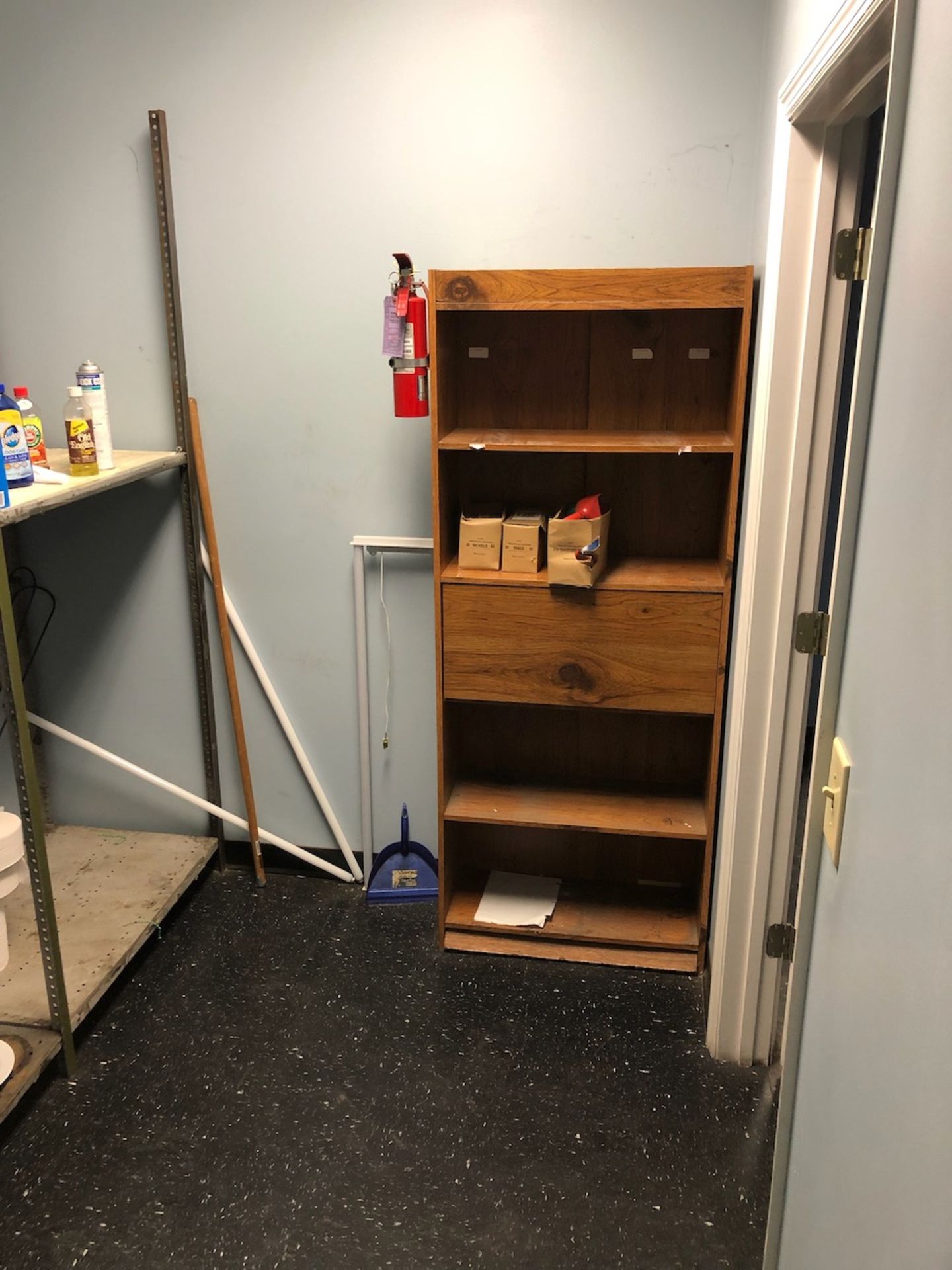 Contents of Room to include Sentry S3417 Safe/Metal Rack/Wood Cabinet/Chairs - Image 3 of 4