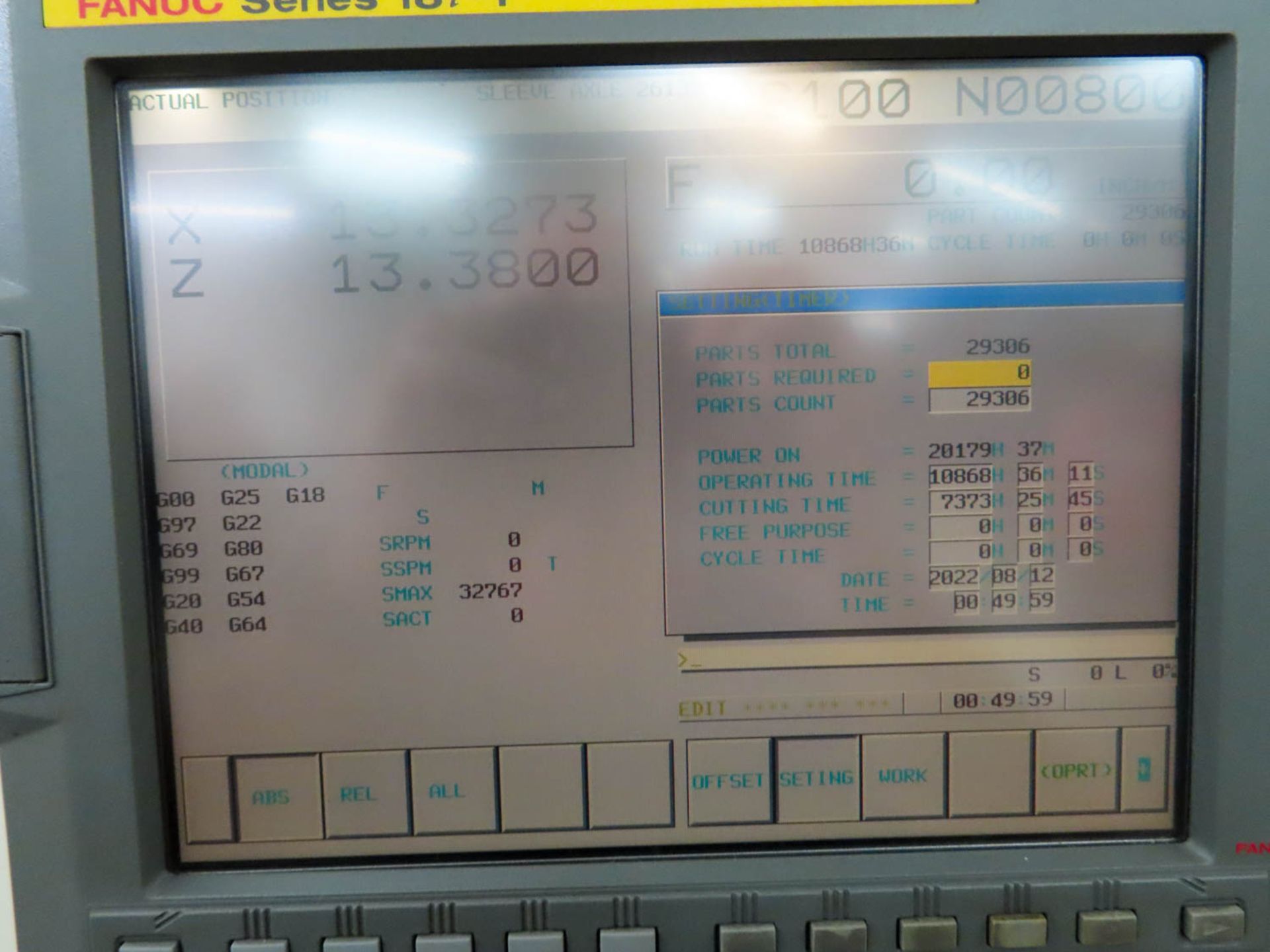 Daewoo Puma 400B CNC Turning Center, Fanuc 18iTB CNC Controls, 28" Swing Over Bed, (2002) - Image 4 of 8