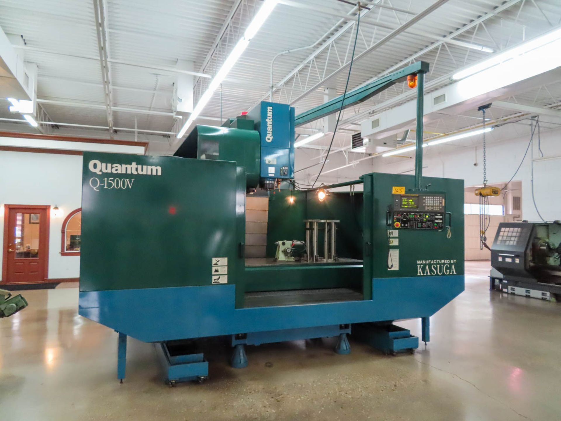 Kasuga Quantum Q-1500V CNC 4-Axis Vertical Machining Center, Fanuc 18iM CNC Controls (2000)