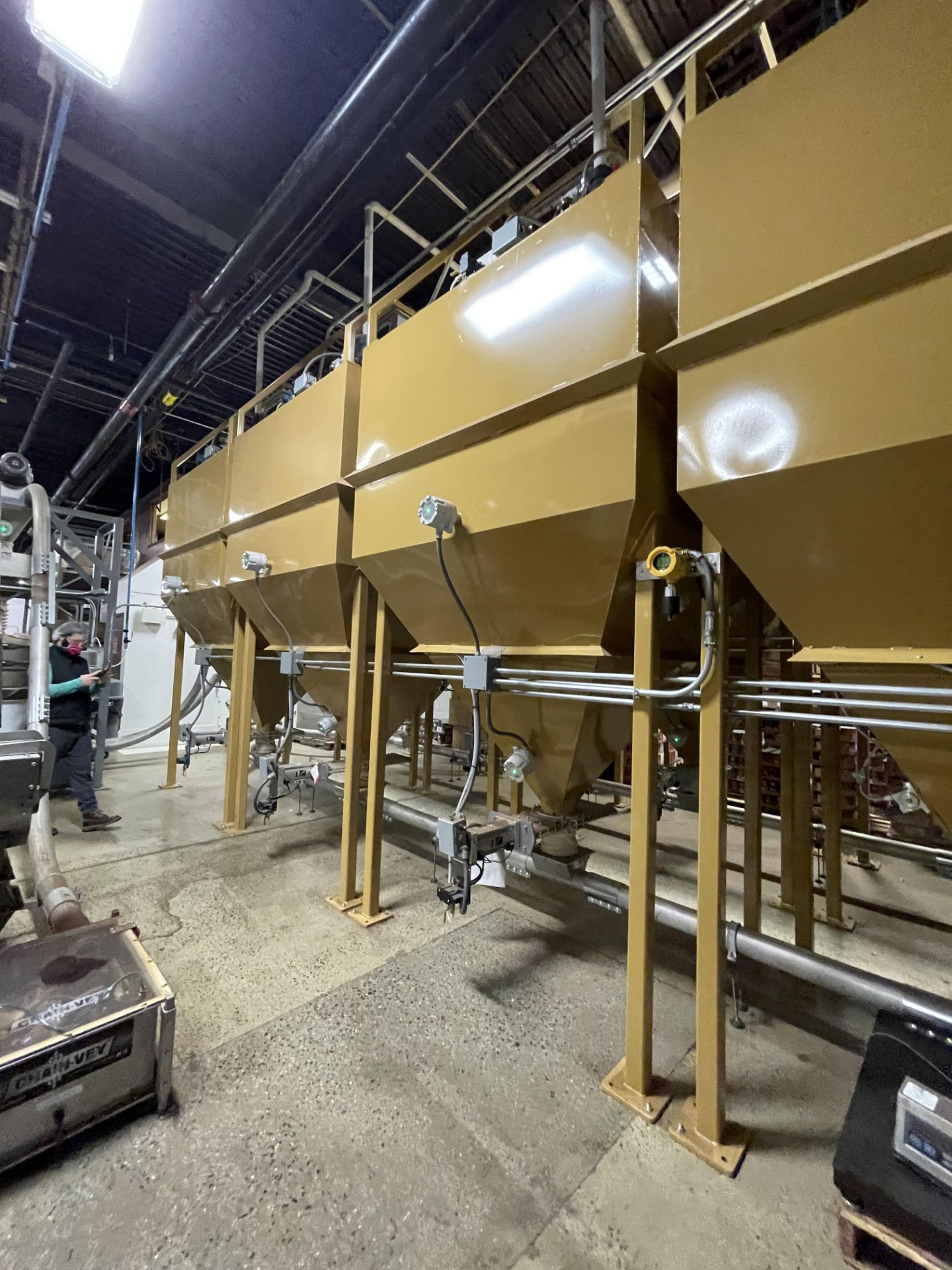 3,200 LB DEGAS COFFEE SILOS WITH NITROGEN DEGASSING, SERIES 3000, 160 FT3 USUABLE CAPACITY, 6’ X - Bild 24 aus 24