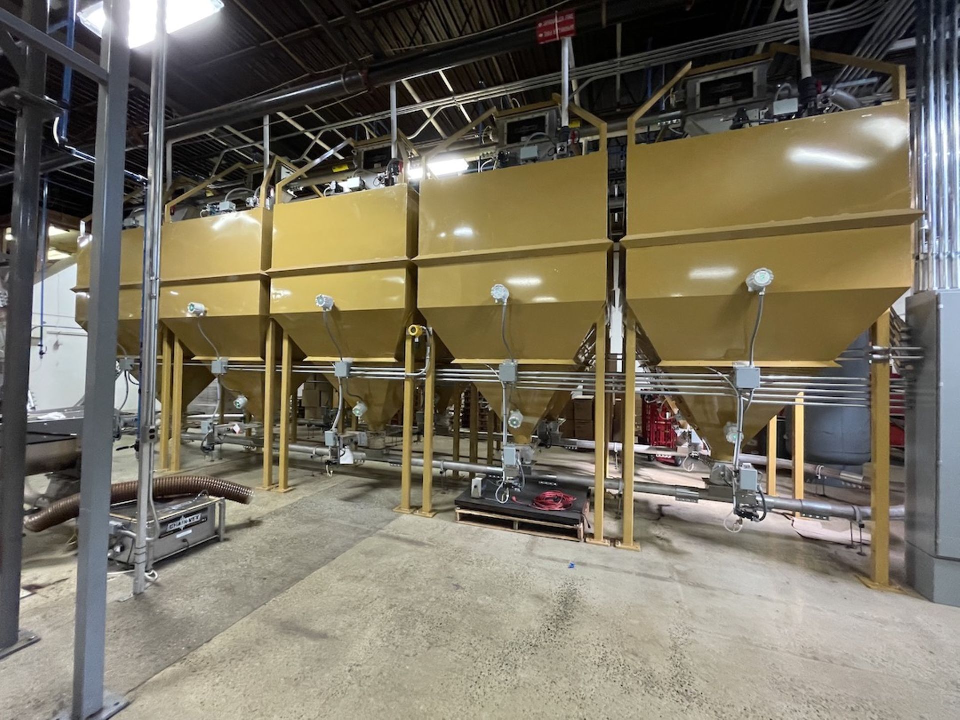 3,200 LB DEGAS COFFEE SILOS WITH NITROGEN DEGASSING, SERIES 3000, 160 FT3 USUABLE CAPACITY, 6’ X