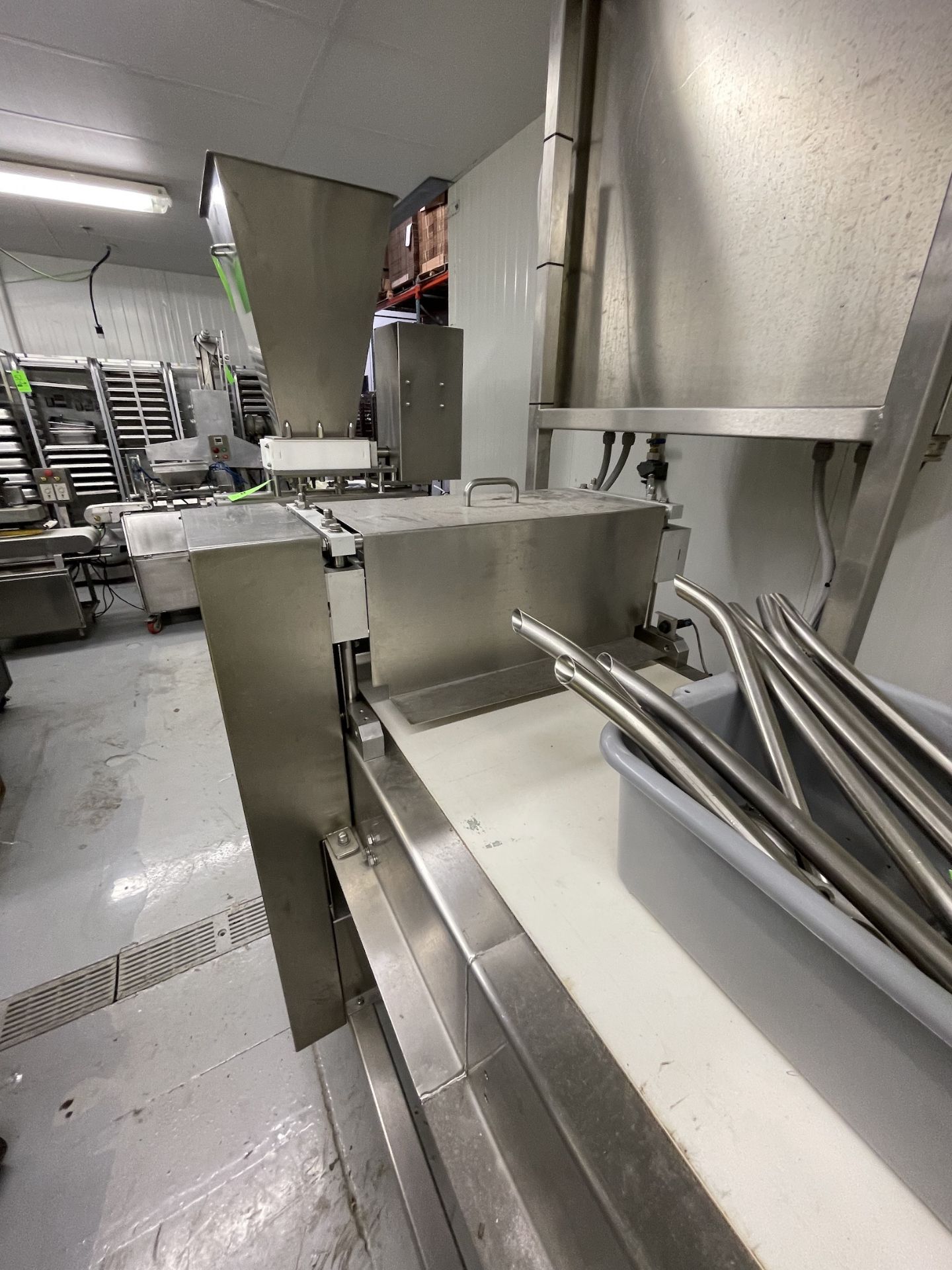 MBC FOOD MACHINERY CORP MANICOTTI AND LASAGNE LINE, 16-VALVE SAUCE APPLICATOR, EQUIPPED WITH - Image 15 of 39