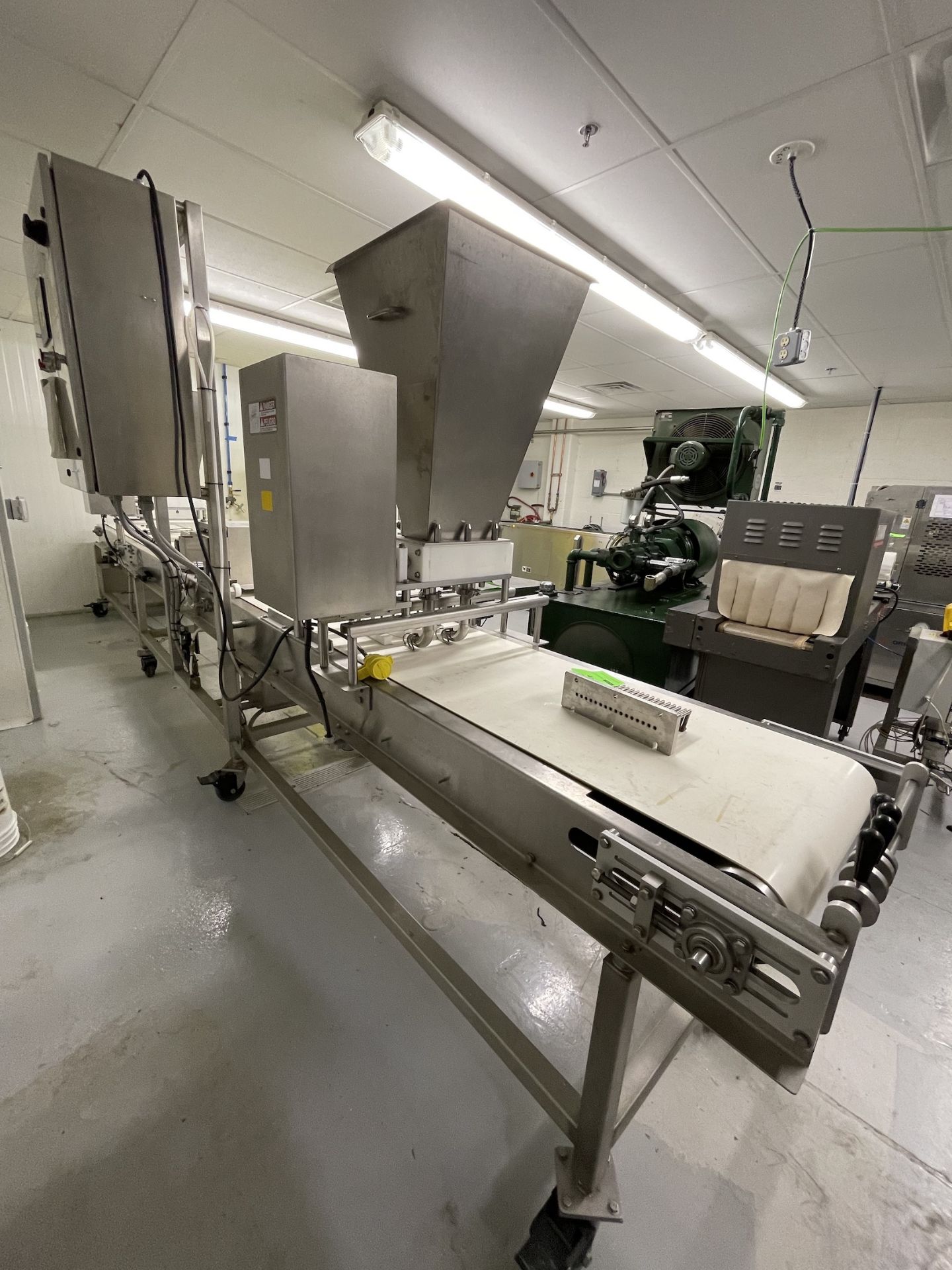 MBC FOOD MACHINERY CORP MANICOTTI AND LASAGNE LINE, 16-VALVE SAUCE APPLICATOR, EQUIPPED WITH - Image 23 of 39