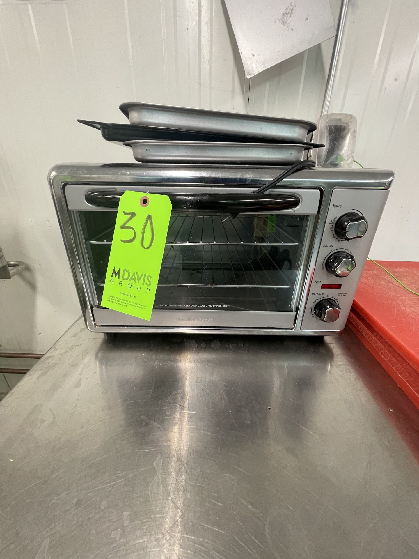 HAMILTON BEACH COUNTERTOP OVEN, MODEL 31104D