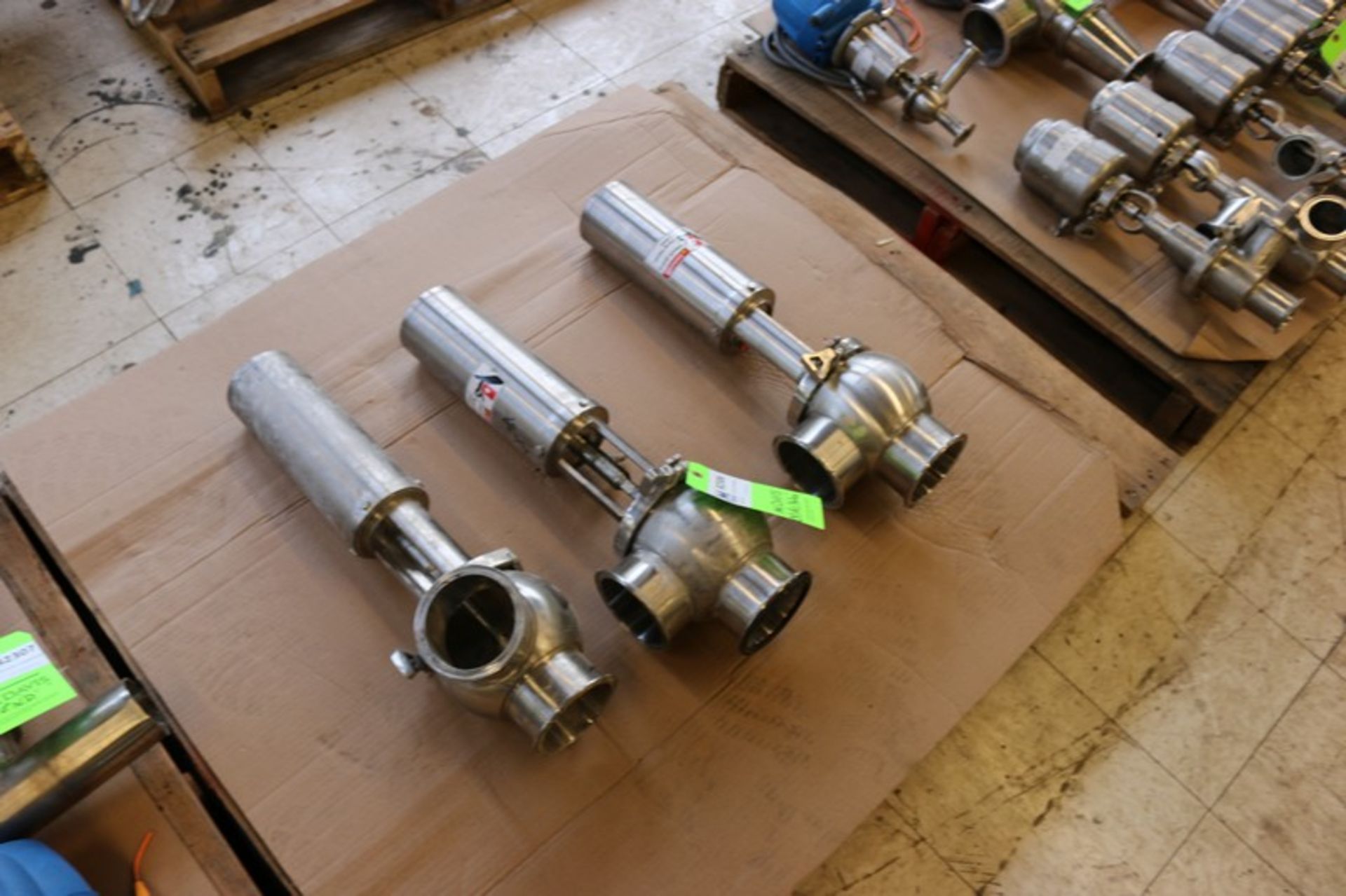(3) S/S Air Valves, Aprox. 4" Clamp Type (INV#82306) (LOCATED @ MDG AUCTION SHOWROOM 2.0 IN - Bild 2 aus 2