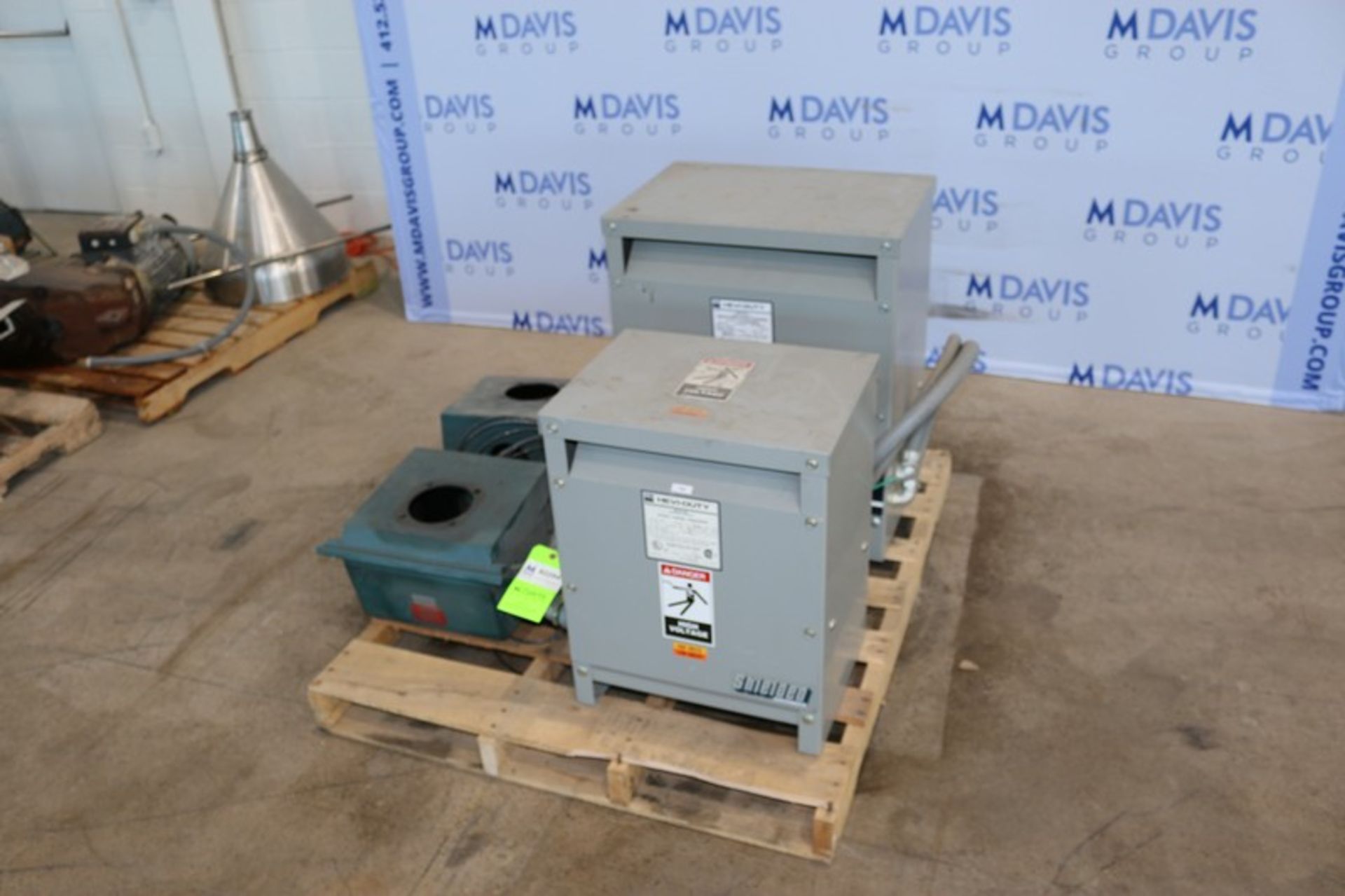 (1) HEVI-DUTY General Purpose Transformer, Cat. No. T5H15S, H.V. 480 Delt, 3 Phase, & (1) HEVI- - Bild 2 aus 7