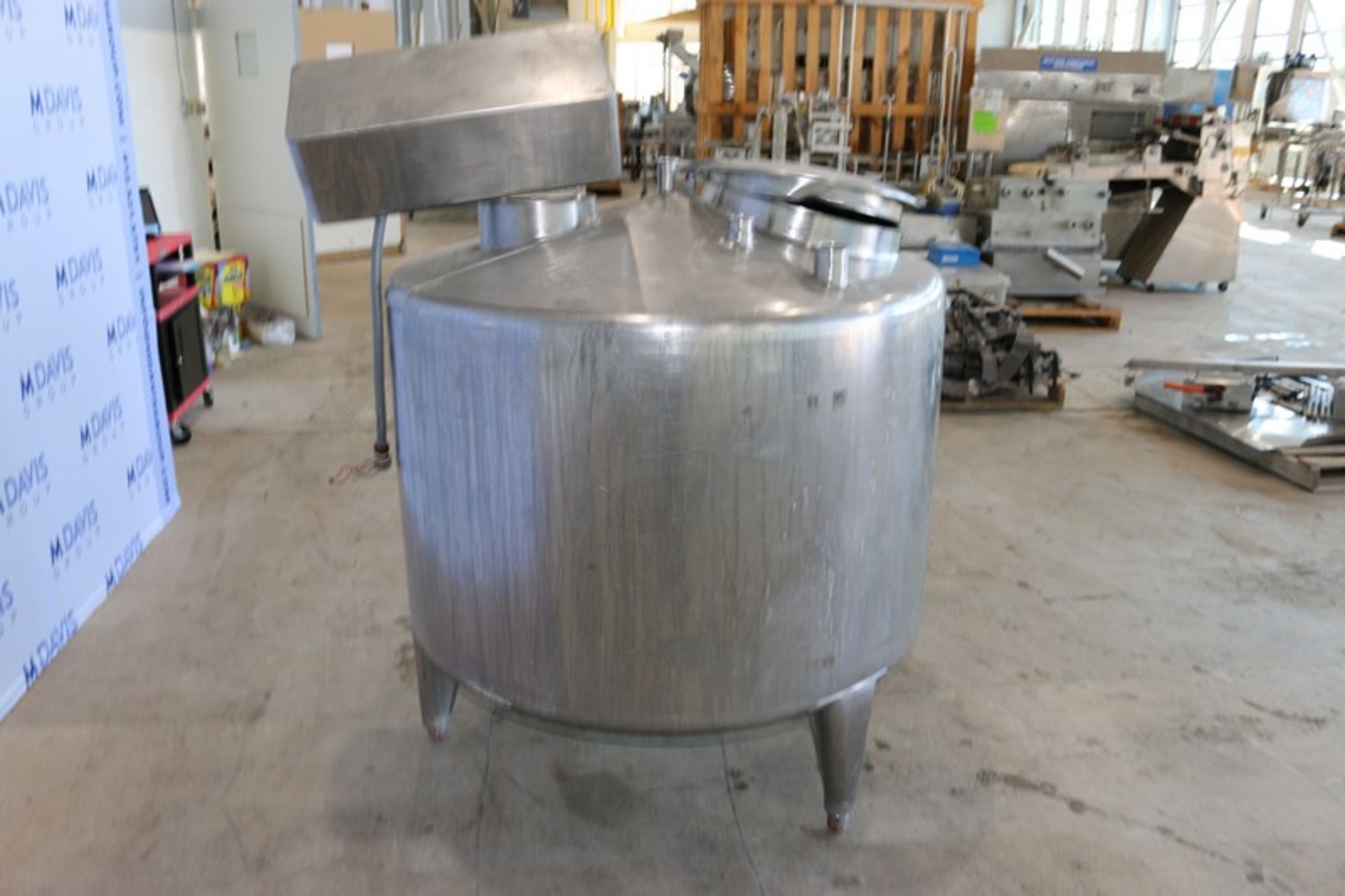 Aprox. 150 Gal. Insulated S/S Vertical Tank, with S/S Vertical Agitation, Internal Tank Dims.: - Bild 3 aus 9