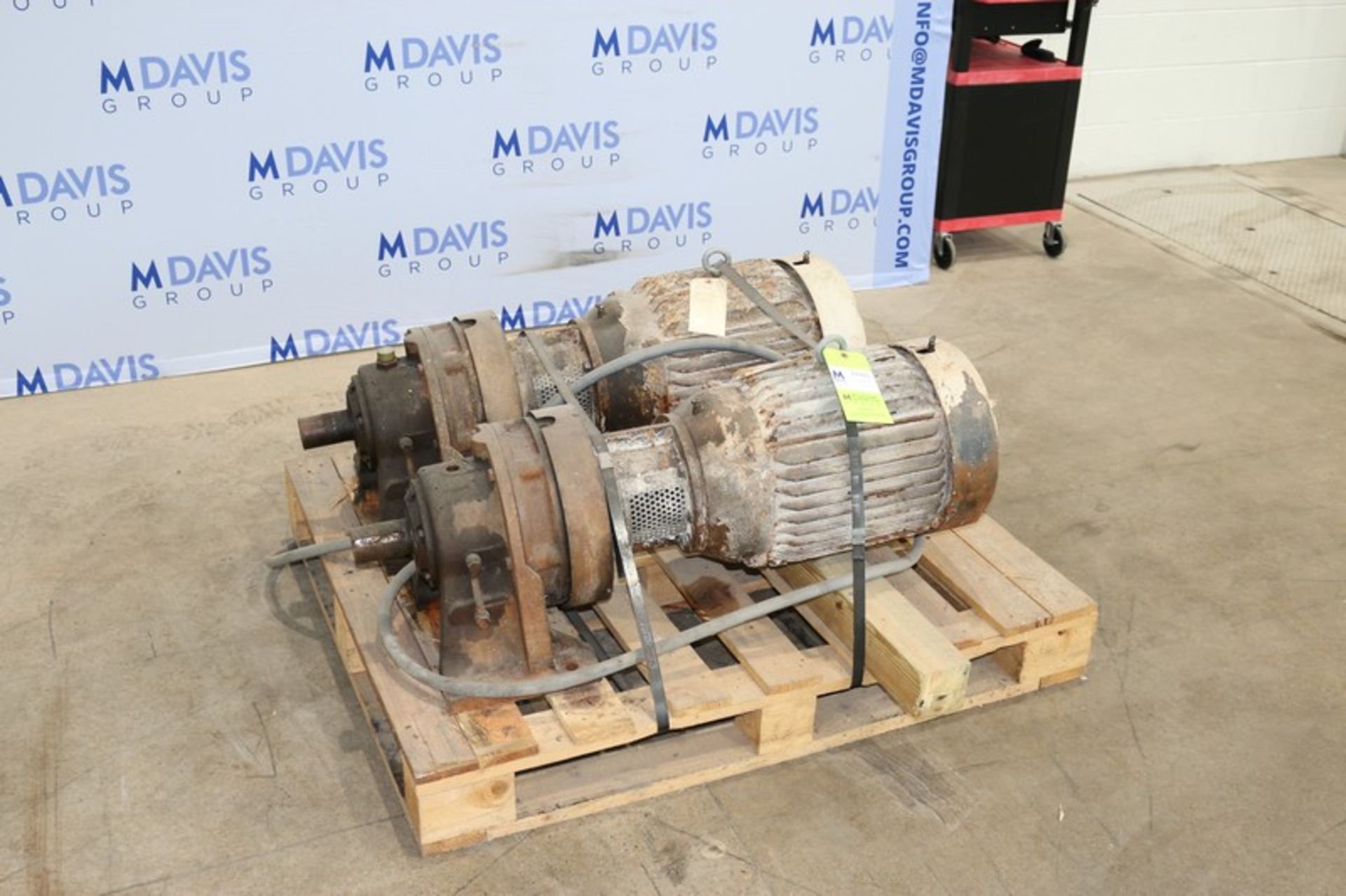 (2) Drives with Motors(NOTE: No I.D. Plates on Motors) (INV#69365)(Located at the MDG Auction