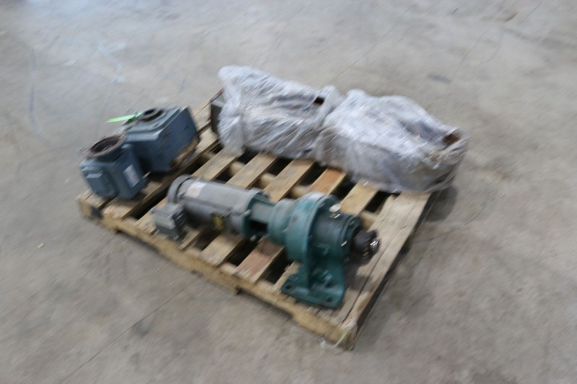 Pallet of Assorted Drives,with (1) UL 1 hp Drive, with (3) Assorted Drives (INV#69369)(Located at - Image 3 of 4