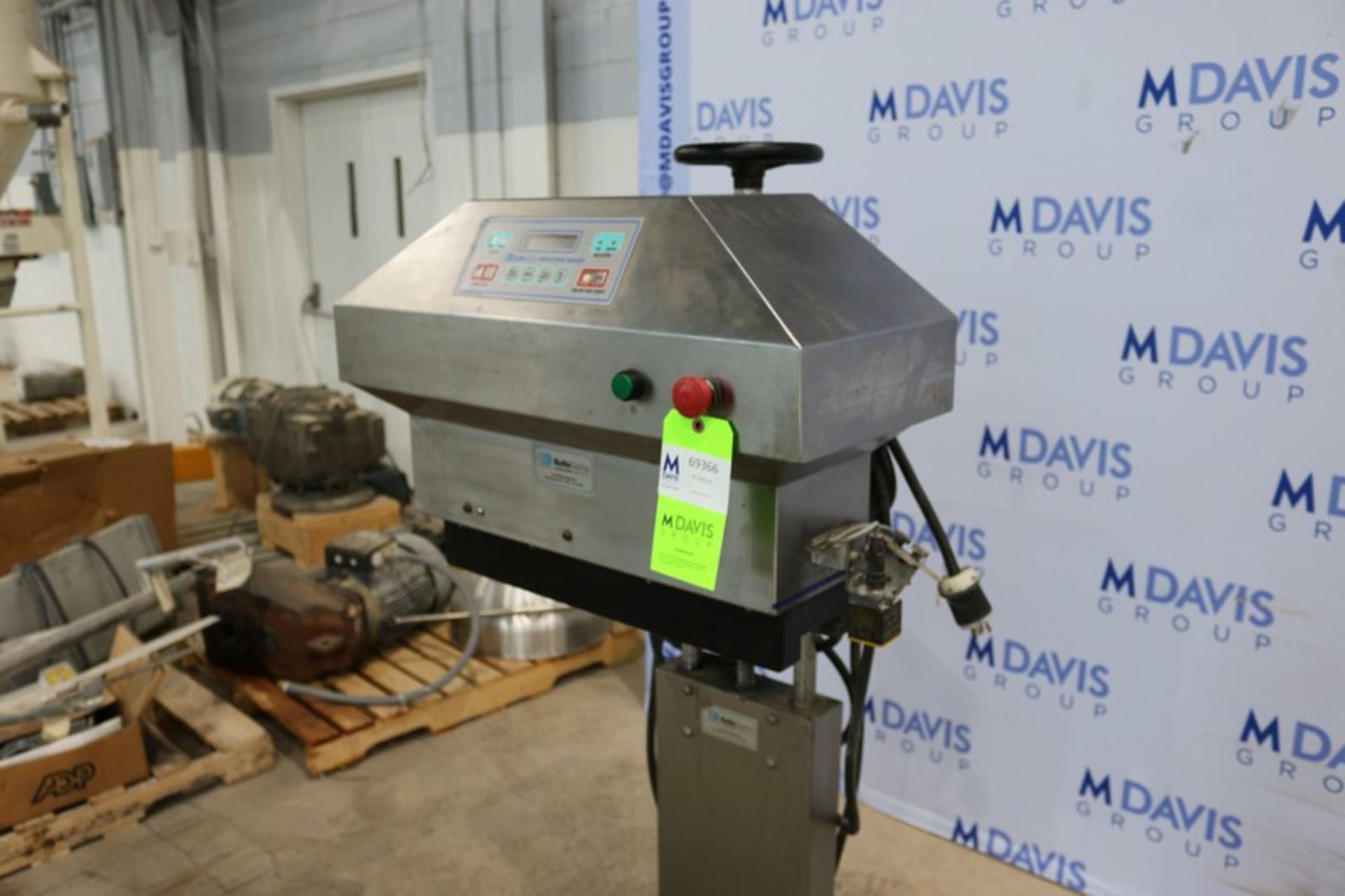 AutoMate Induction Sealer,AM-20, S/N A5233, Mounted on S/S Portable Frame(INV#69366)(Located at - Bild 4 aus 8
