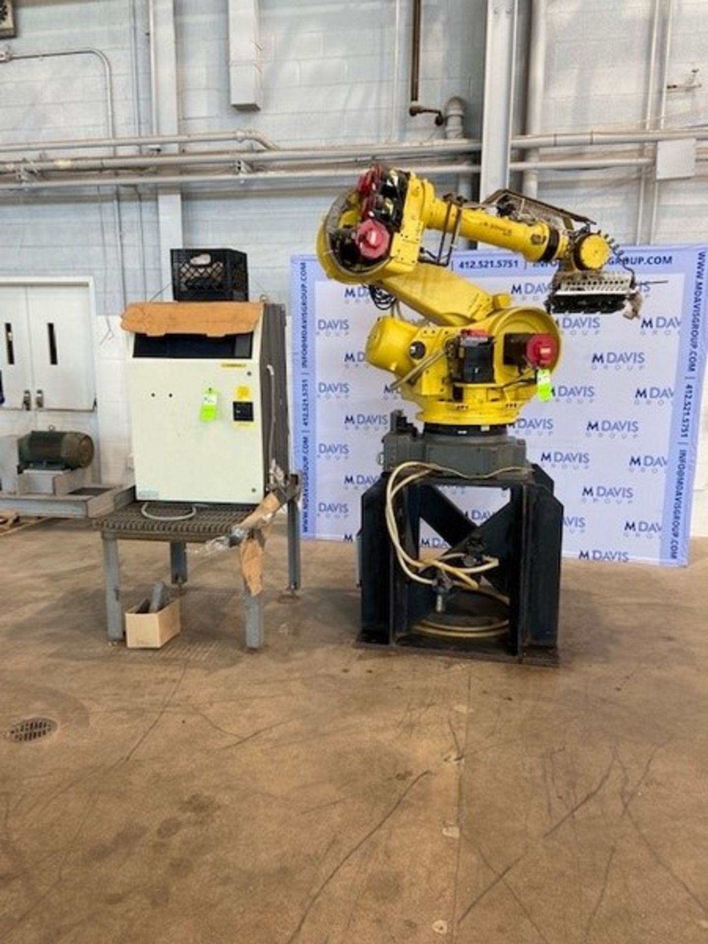 Fanuc Robot Arm,M/N R-2000iA 165F, Type A05B-2453-B150, S/N E05X04500, with 6 x 4 Suction Cup