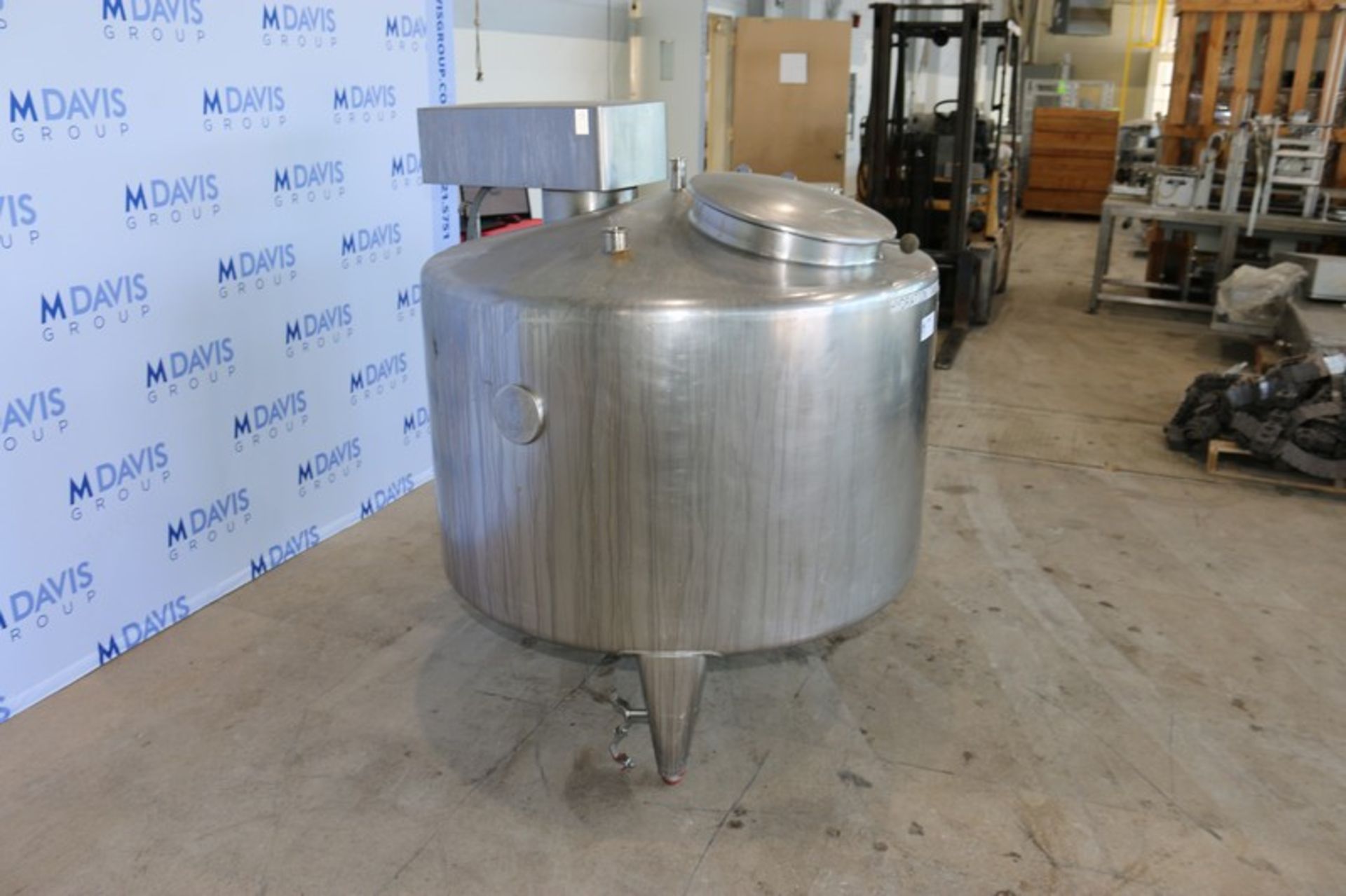 Aprox. 150 Gal. Insulated S/S Vertical Tank, with S/S Vertical Agitation, Internal Tank Dims.: - Image 5 of 8