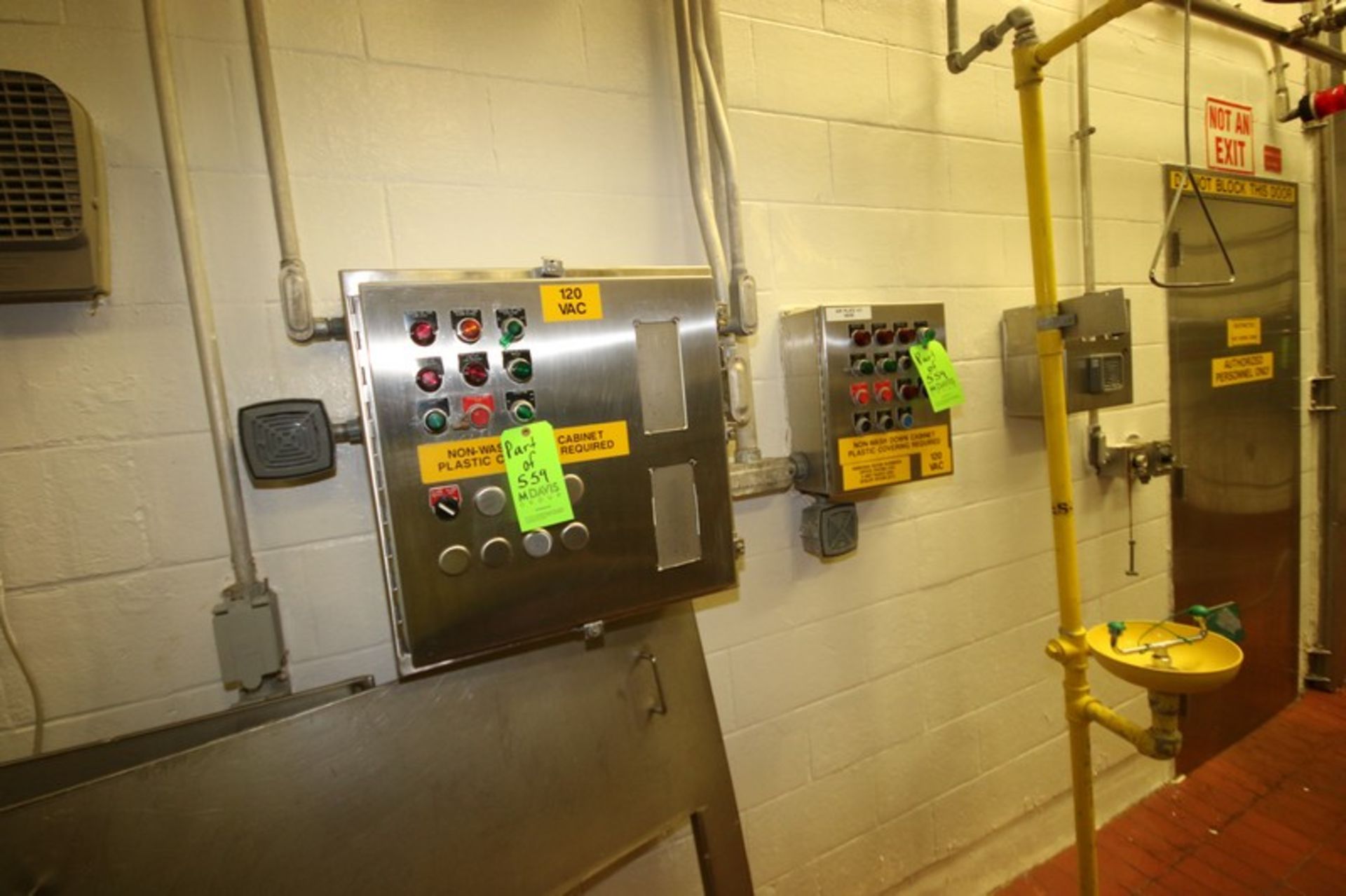 Hose Reel, Wall Mounted, with (5) Additional Wall Mounted S/S Panels (LOCATED IN CHAMPAIGN, IL) ( - Image 5 of 6