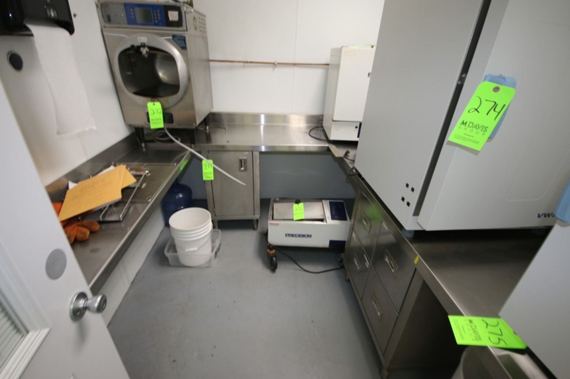 U-Shape S/S Lab Counters with Bottom Storage (LOCATED IN SAHUARITA, AZ) (RIGGING, LOADING, & SITE