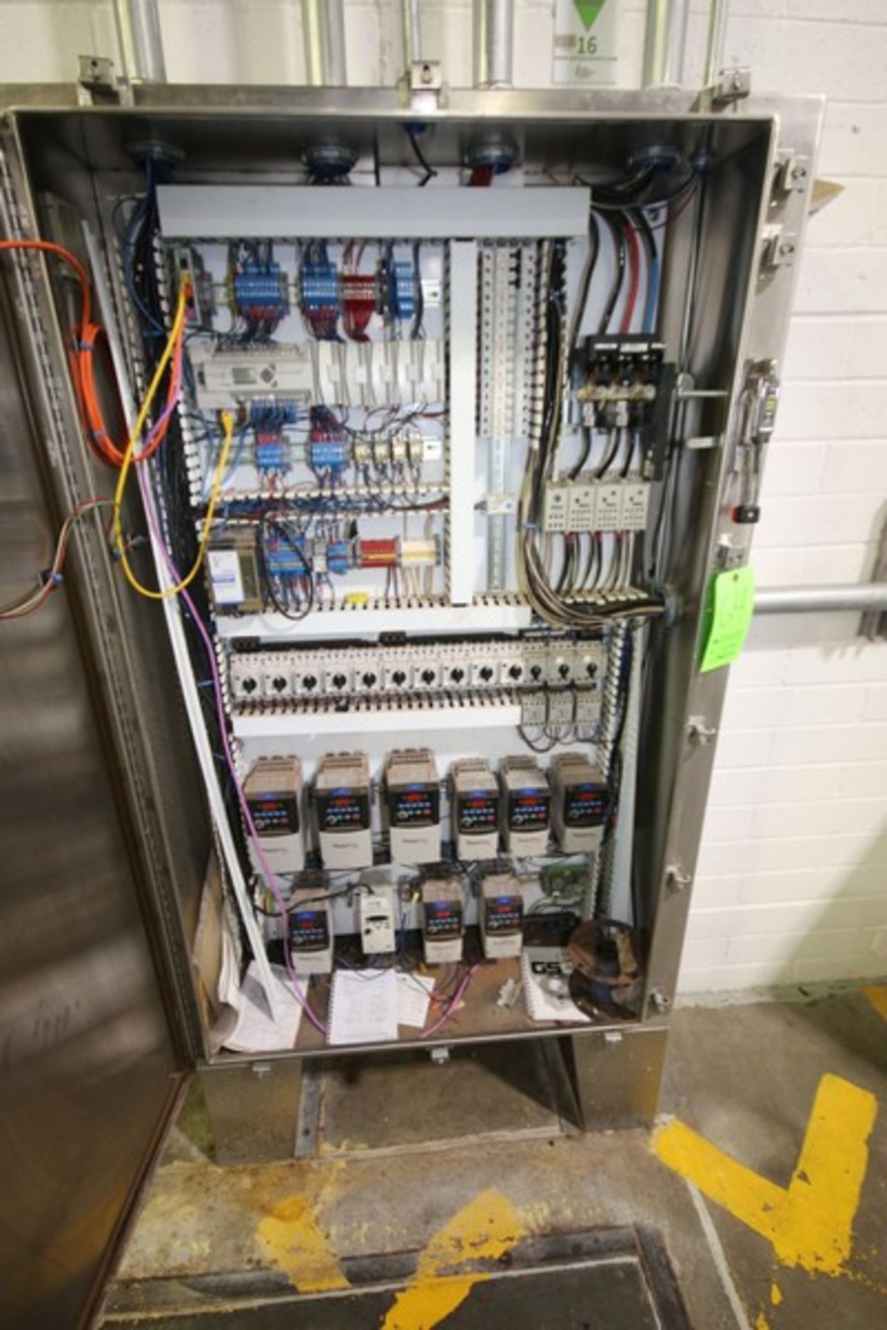 S/S Control Panel, with Automation Direct Touchscreen Display, with (8) Allen-Bradley PowerFlex 4 - Image 2 of 4
