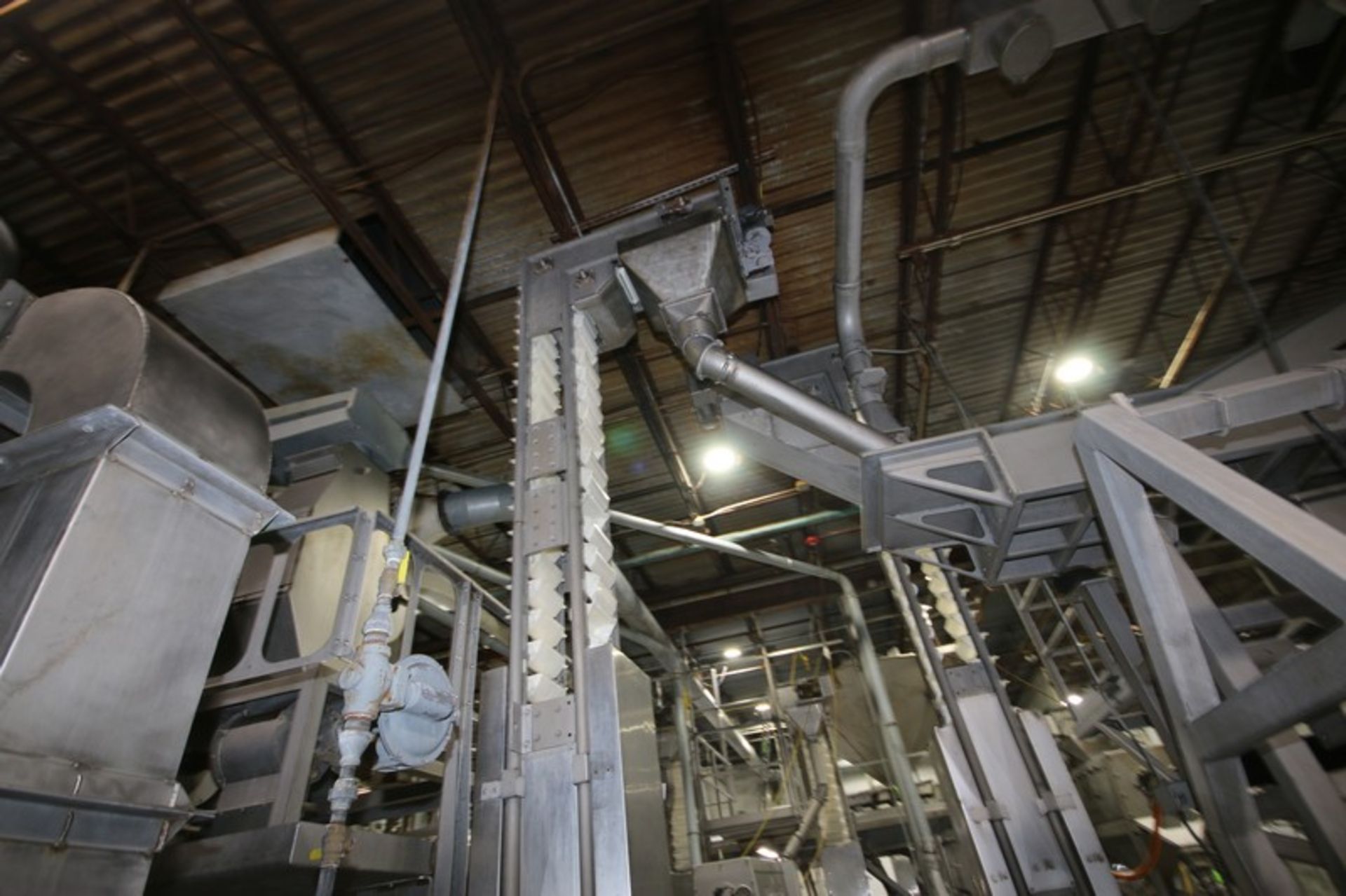 Deamco Bucket Elevator, Aprox. 14 ft. H Upright, 240/480 Volts, 3 Phase (LOCATED IN SAHUARITA, - Image 5 of 5