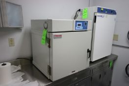 Thermo Scientific Incubator, with Internal S/S Shelf (LOCATED IN SAHUARITA, AZ) (RIGGING, LOADING, &