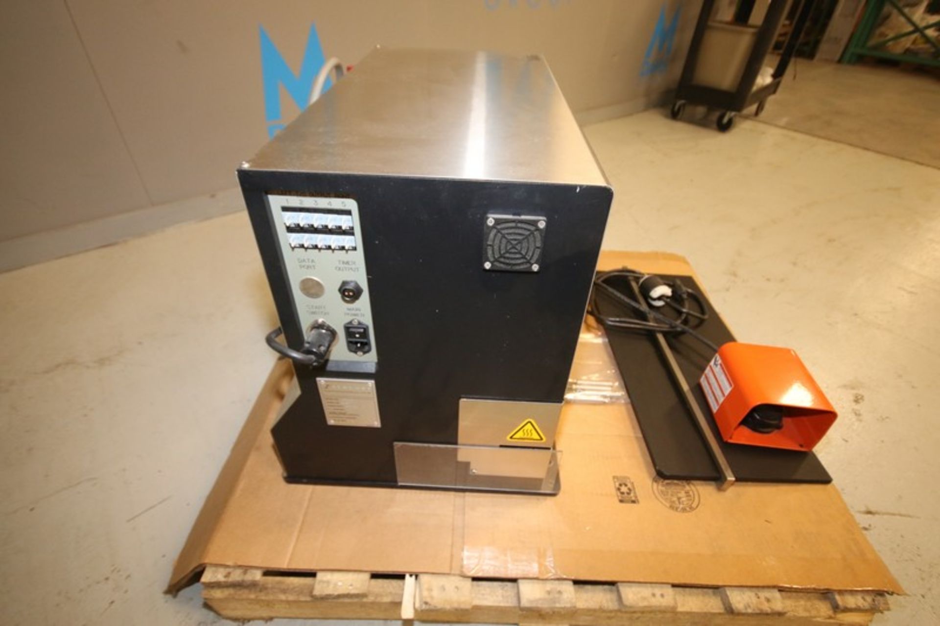 Sencorp / Ceratek Tray Sealer, Model 24PVL/2, SN 24P019, 220V (INV#79934)(Located @ the MDG - Image 5 of 5