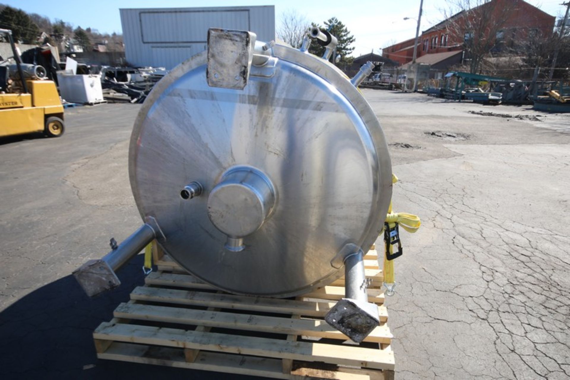 Aprox. 600 Gallon Dome Top Jacketed S/S Mix Tank with Lightnin' 3.5 hp/1765 rpm Vertical Drive Motor - Image 6 of 8