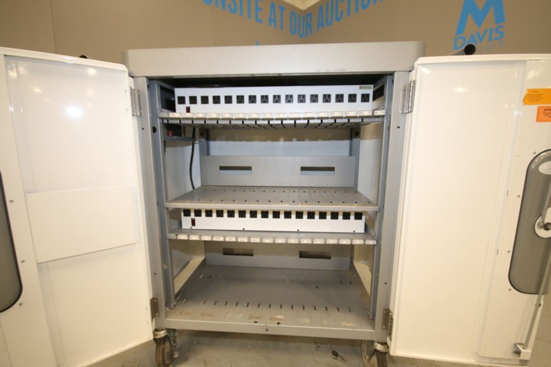43" L x 24" W x 43" H Portable Electric Supply Cart (INV#79938)(Located @ the MDG Auction Showroom - Image 2 of 2
