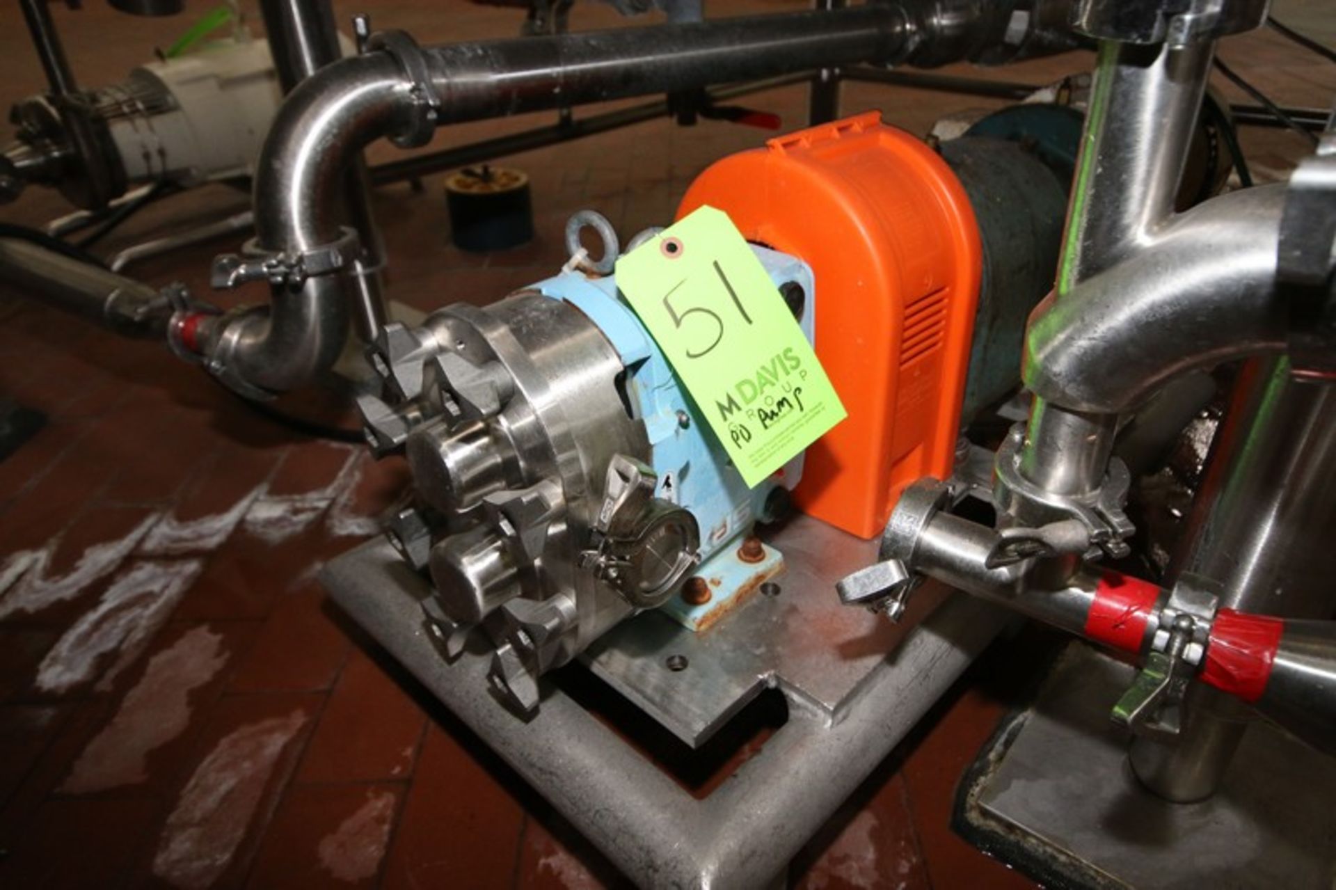 SPX 7.5 hp Positive Displacement Pump, M/N G3001, S/N 3024495R2-6, with Aprox. 2" Clamp Type Inlet/ - Bild 3 aus 6