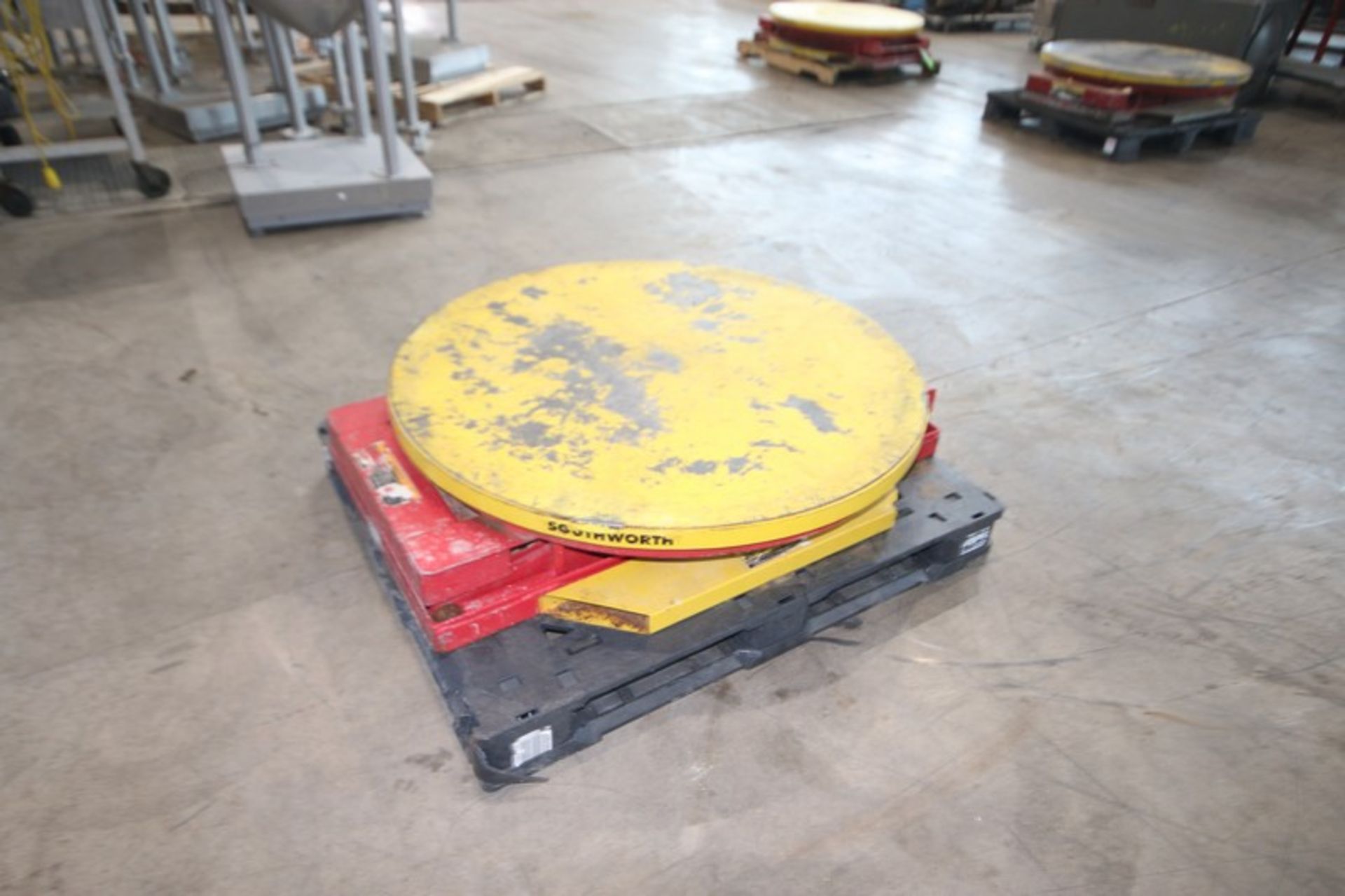 Southworth Pallet Scissor Lift, with Aprox. 43-1/2" Dia. Platform, with Forklift Pockets (INV# - Image 4 of 4