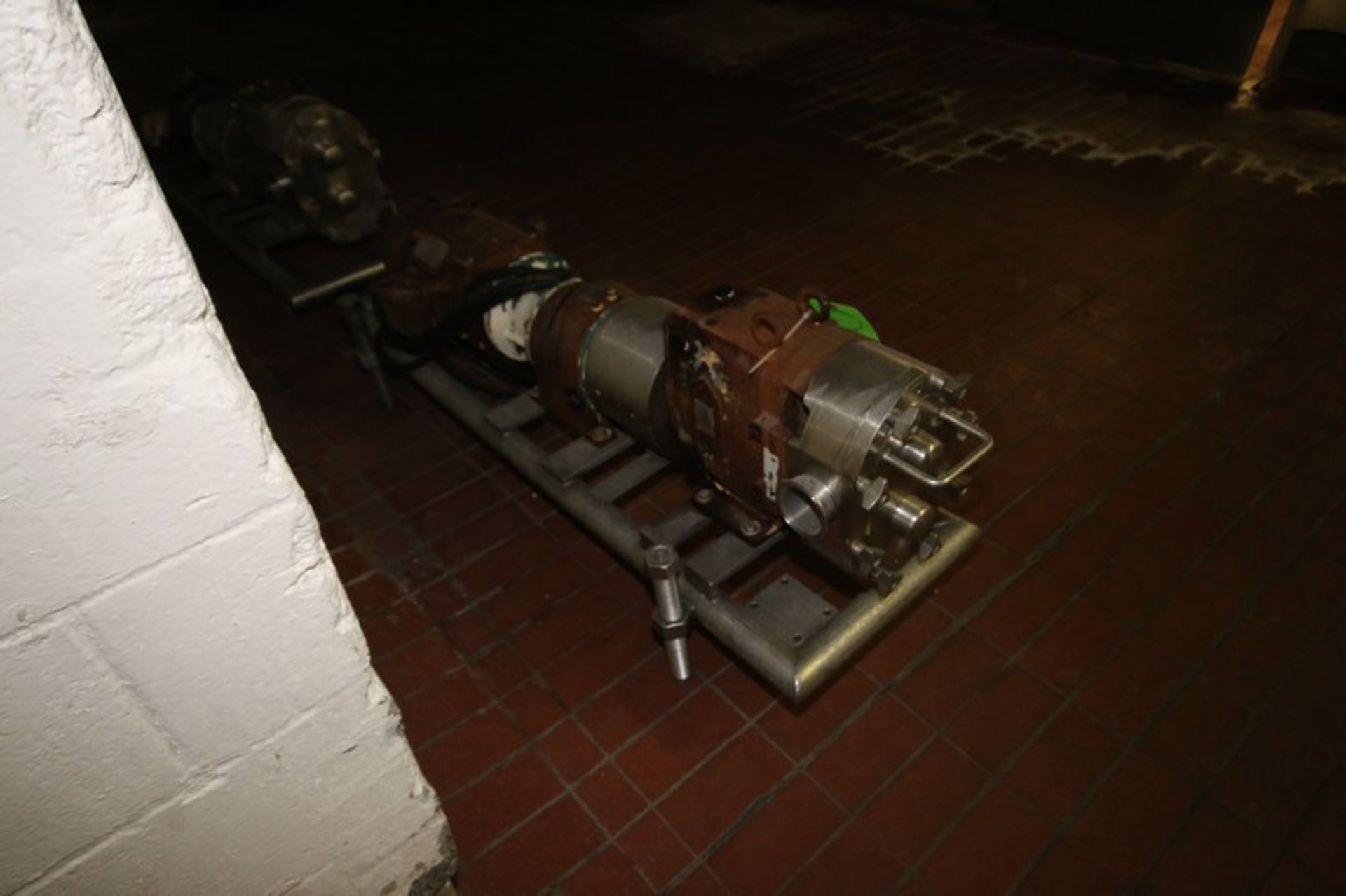 Waukesha Cherry Burrell 10 hp Positive Displacement Pump, M/N 130, S/N 425849 06, with Reliance 1755 - Bild 2 aus 7