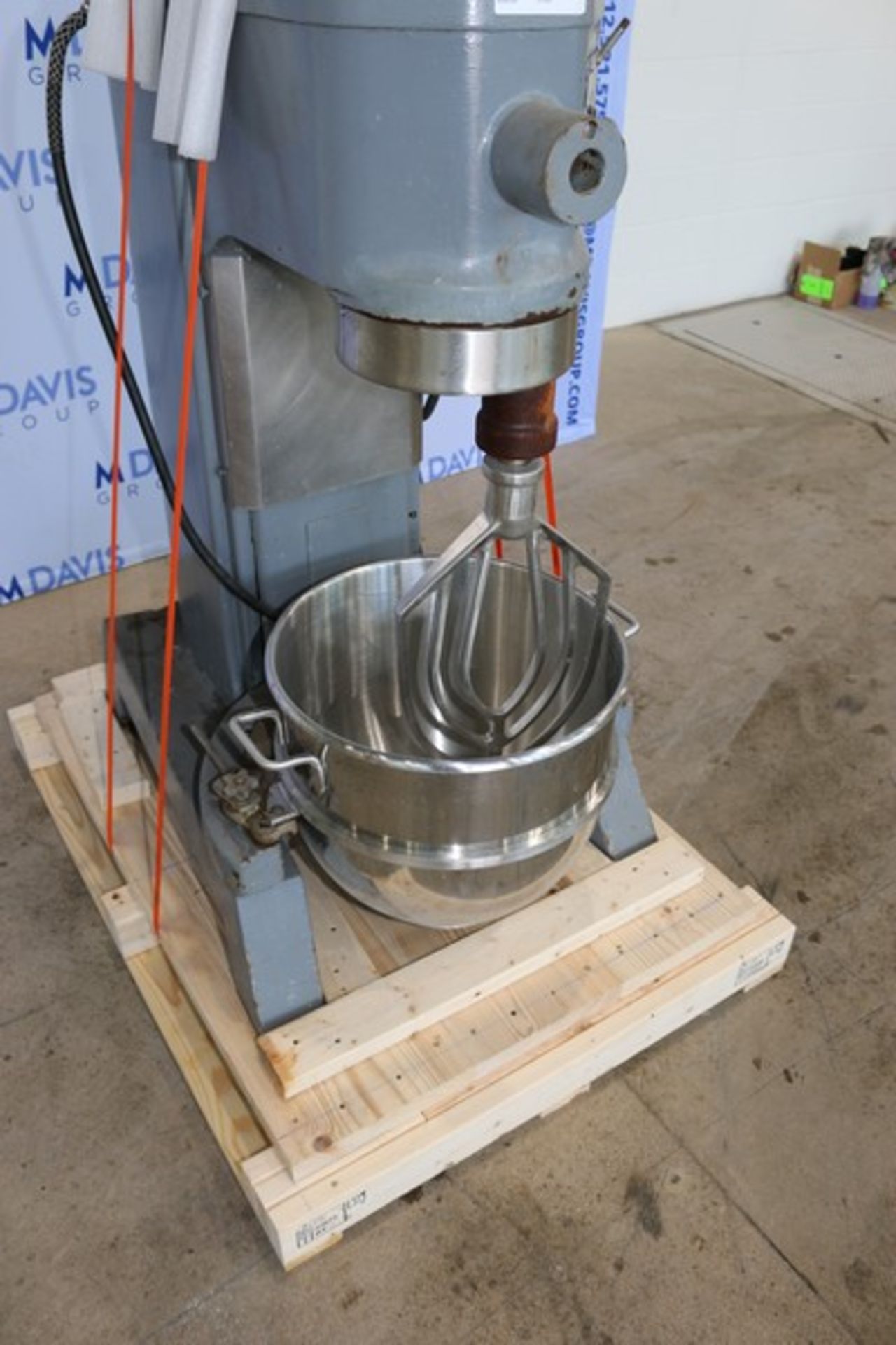 Hobart Mixer,M/N L-800, S/N 11-213-617, 200 Volts, 1725 RPM Motor, with 1-1/2 hp Motor, with S/S - Bild 2 aus 3