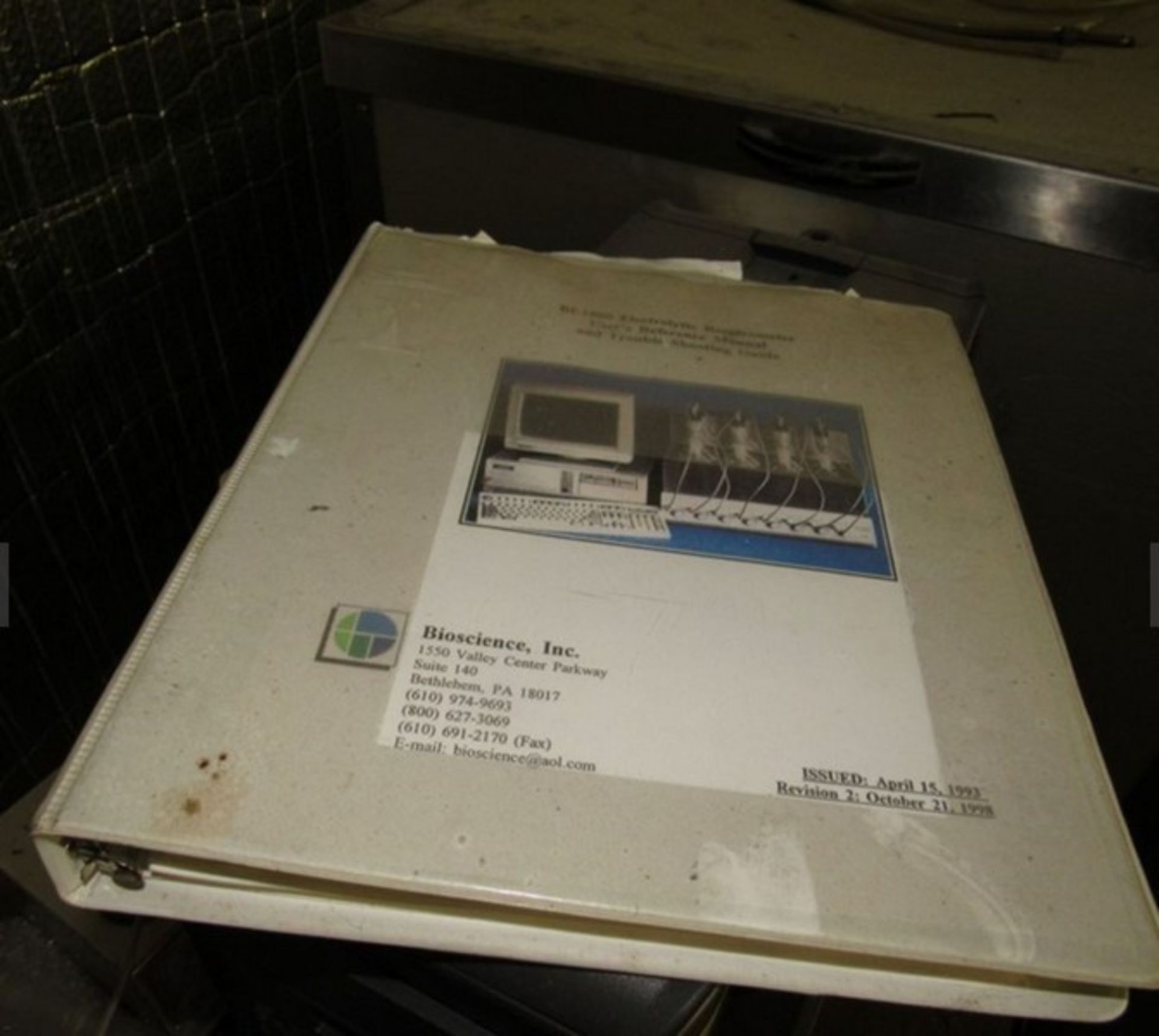 Electrolytic Respirometer Biodegradability Testing Machine with 16 Channel, computer and manuals. ( - Image 6 of 8