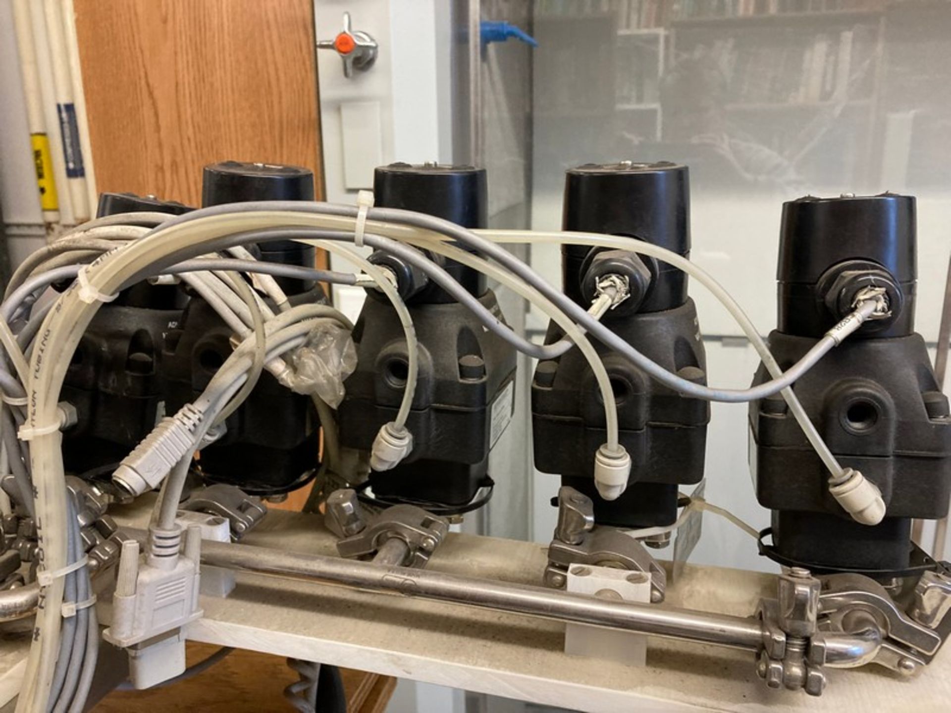 Perseptive BioSystems (MIT) Processing Skid on SS cart with castors / 2 Baldor Motors w/ Speed - Image 9 of 17