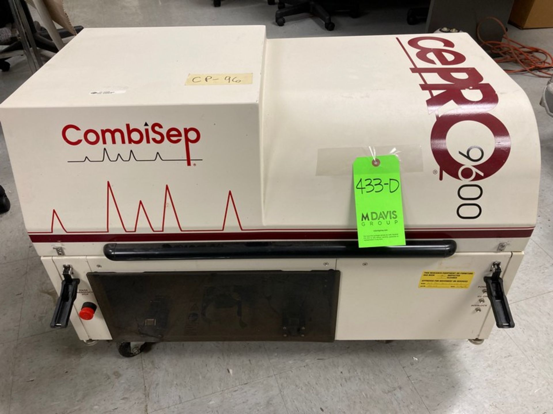 CombiSep CePRO 9600 Electrophoresis System Serial #AD603013, 120V, 5 amps, 36"Wx24.25"Dx20"H ( - Image 3 of 12