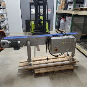 SM-Hyponic Aprox. 7 ft. L Indexing Conveyor, Model RNYMS08-1320YB-20 with Aprox. 6-1/2" W