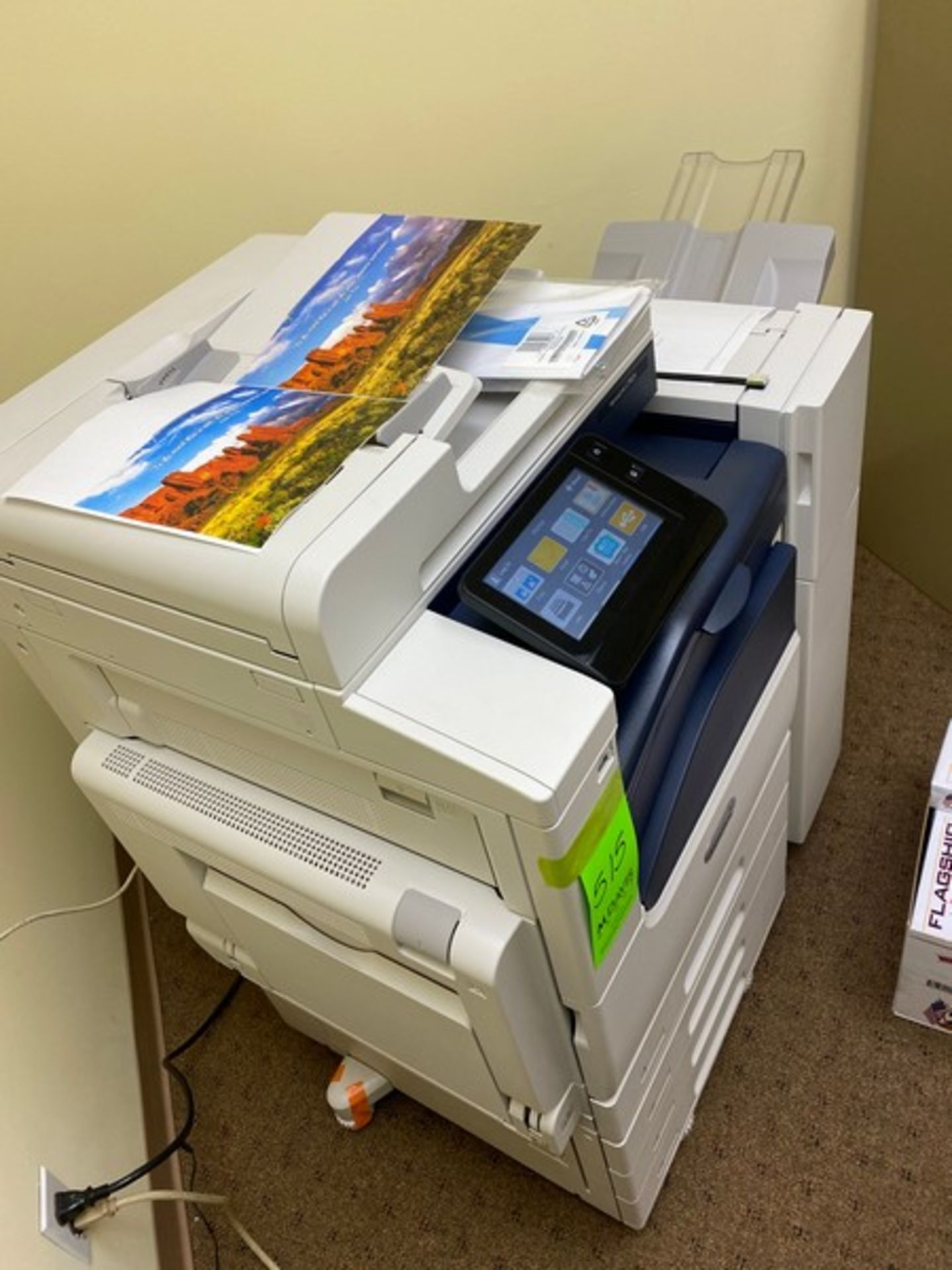 Xerox Versalink C7205 Multifunction Color Printer & 1 box printer paper. Tested in good working