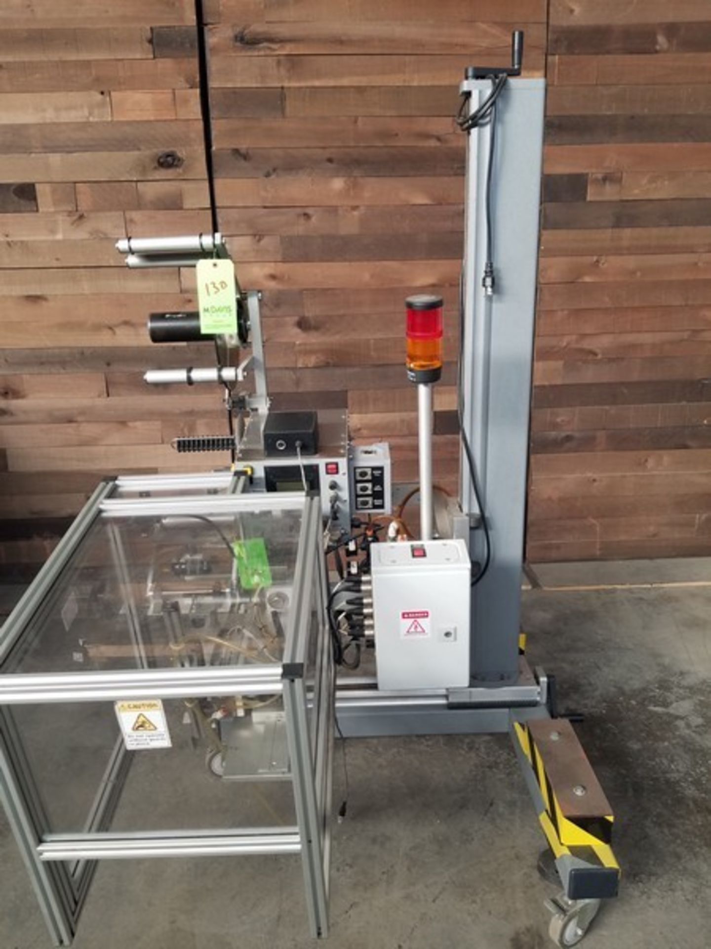 Universal Print and Apply Labeling System, S/N SL1000AZ-1816R (Loading Fee $50)(Located Fort Worth
