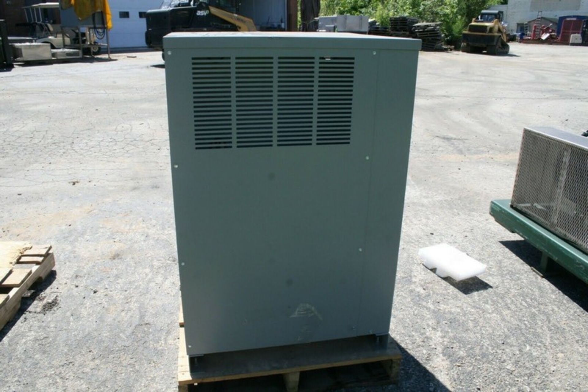 EGS Solatron Series Transformer, Catalog 63TCC320, ,S/N US500901, KVA 20, 3 Phase, 480 V Input, - Image 3 of 5