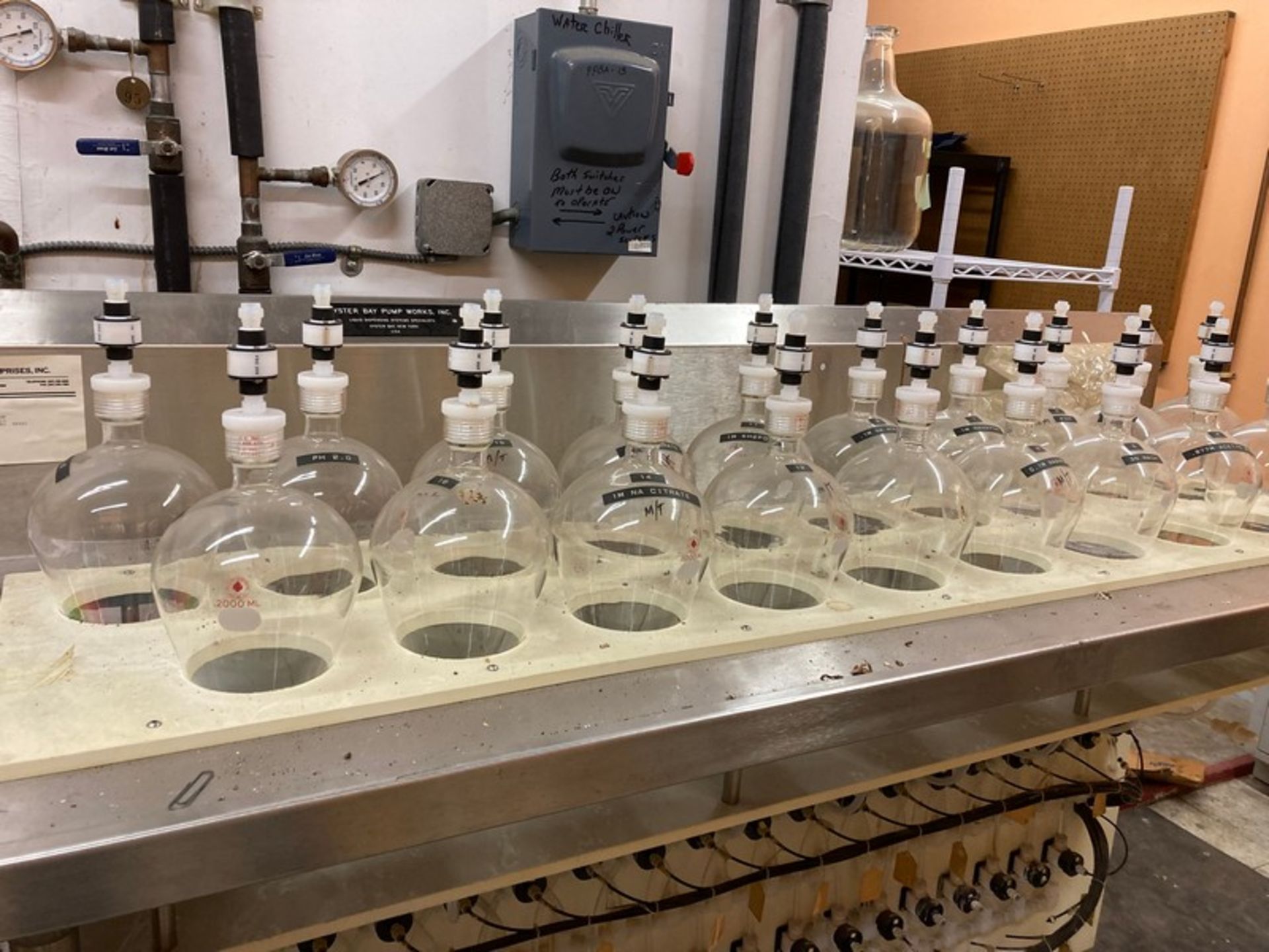 1 Oyster Bay Pump Liquid Dispensing System with 19 glass beakers on stainless steel rolling cart ( - Image 2 of 5