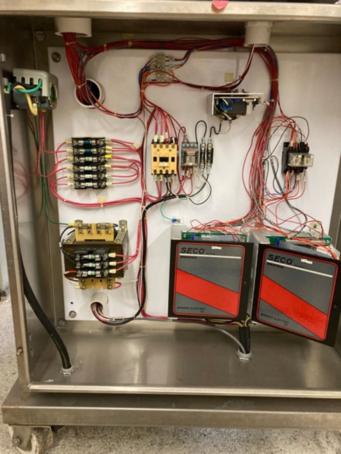 Perseptive BioSystems (MIT) Processing Skid on SS cart with castors / 2 Baldor Motors w/ Speed - Image 13 of 17