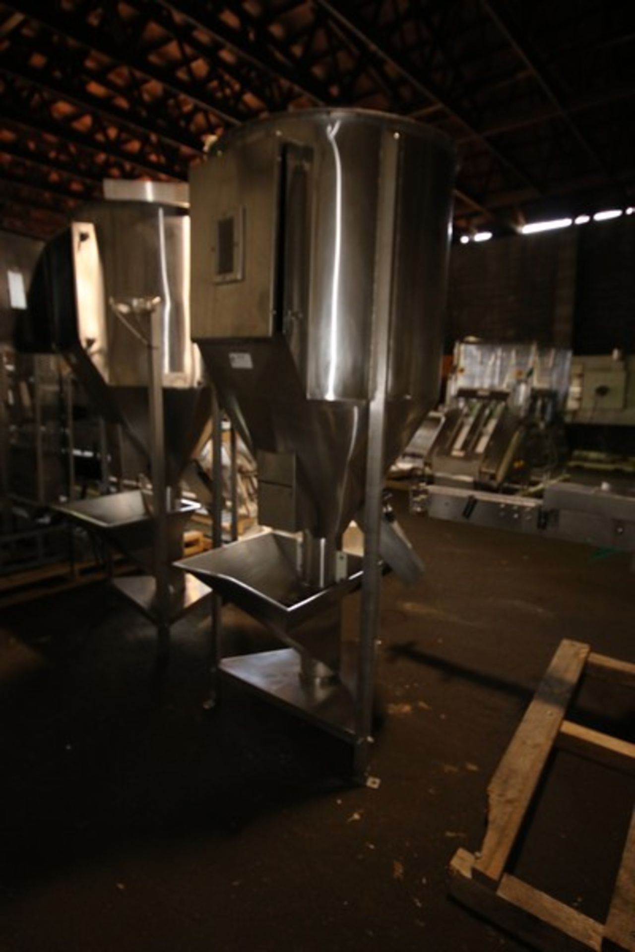 American Extrusion S/S Vertical Corn Meal Mixer, with Cone Bottom Hopper with Powered Auger & Aprox. - Image 2 of 10