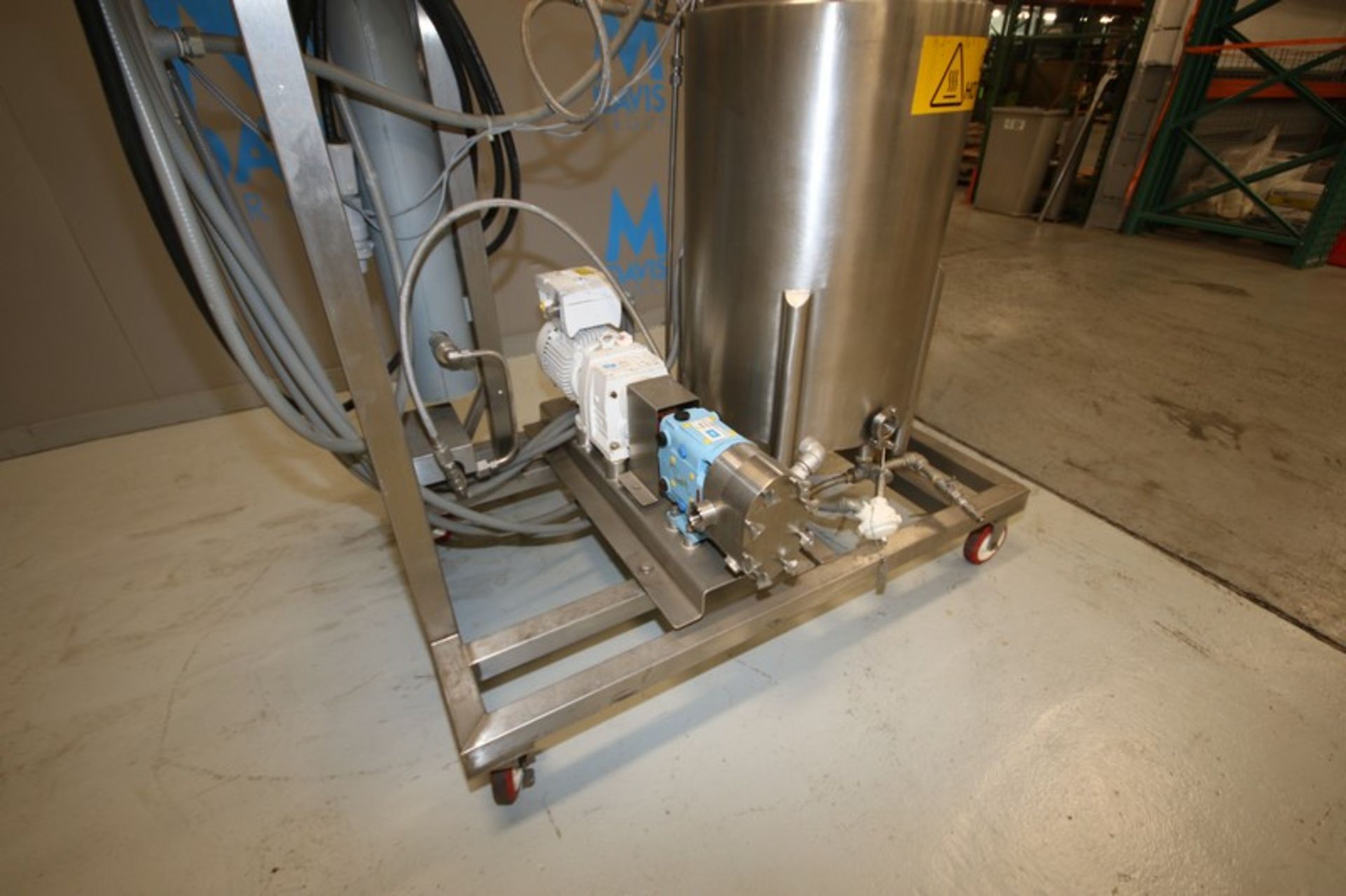 Self contained electric heated stainless steel chocolate process skid, With approximately 100 gallon - Image 2 of 11