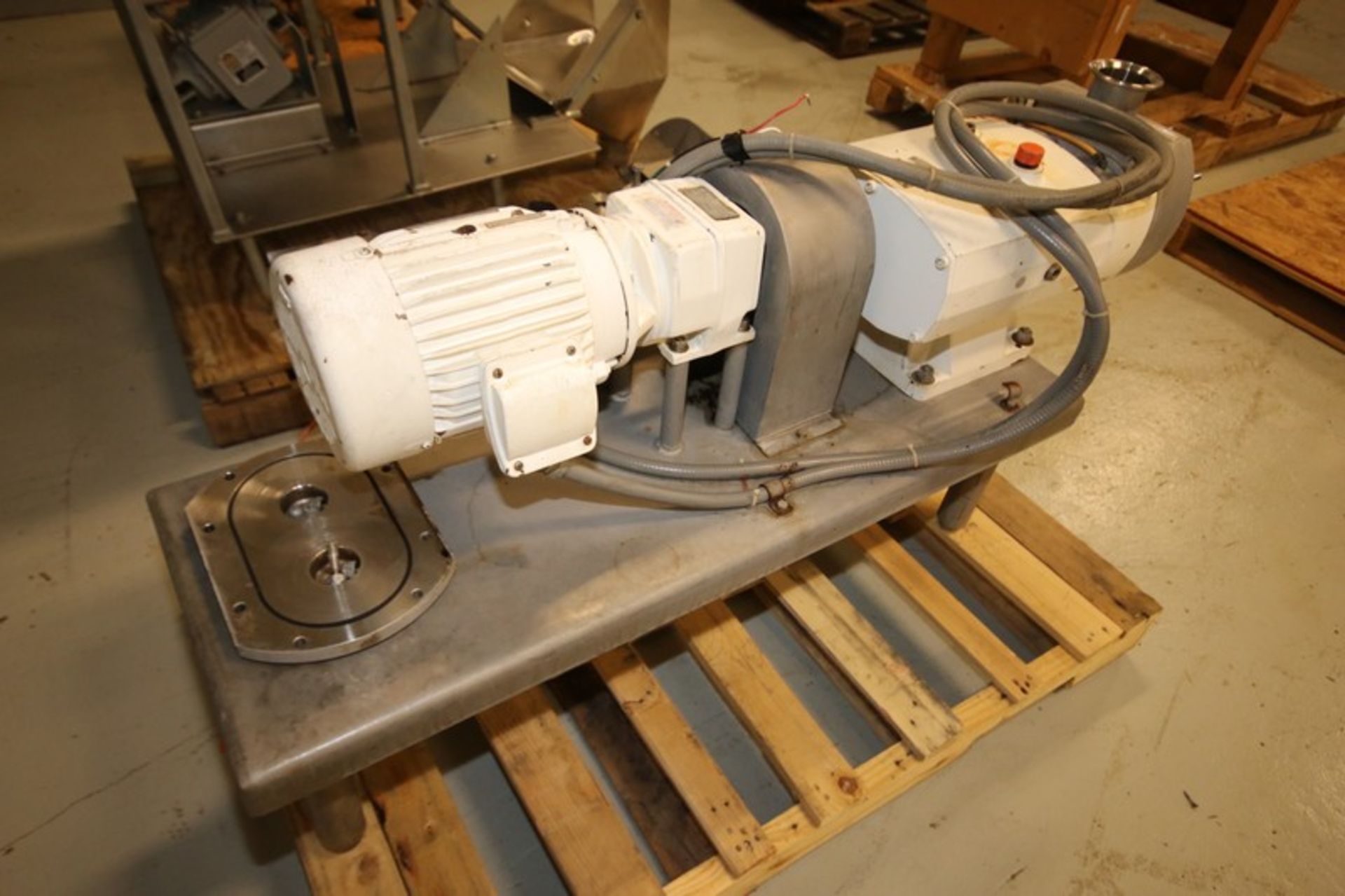 Alfa Laval Positive Displacement Pump, Type SRU4/079?HS, SN 381634, with Rotors, 3" CT S/S Head, - Image 3 of 4
