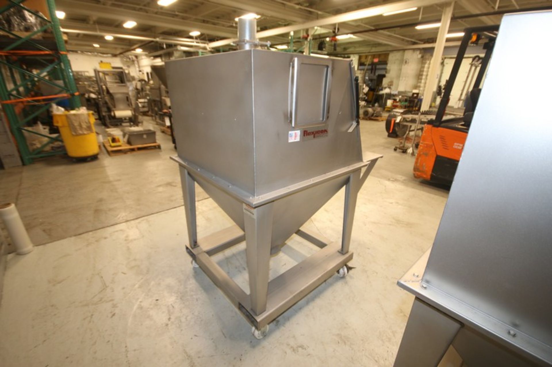 Flexicon S/S Portable Powder Dump Hopper, SN 46023, with 36" W x 36" L Interior with Hinged Lid, S/S - Image 5 of 6